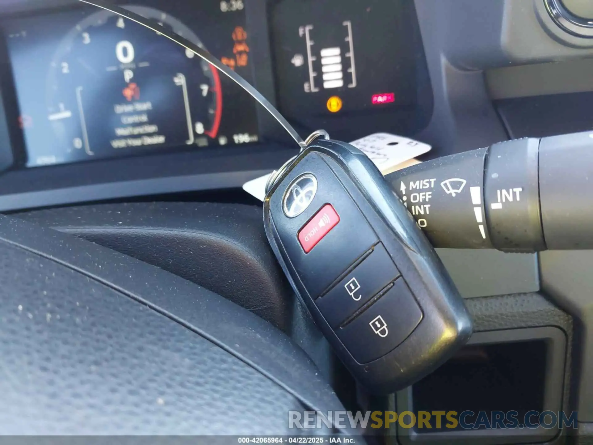 11 fotografías del automóvil dañado 3TYKD5HN2RT000445 TOYOTA TACOMA 2024