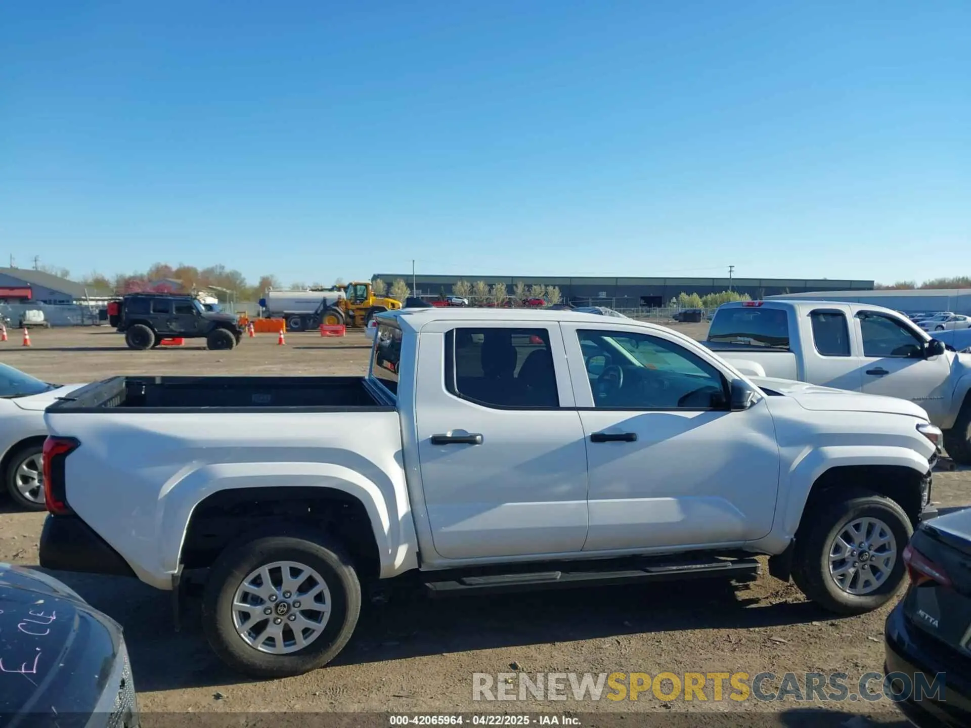 14 fotografías del automóvil dañado 3TYKD5HN2RT000445 TOYOTA TACOMA 2024