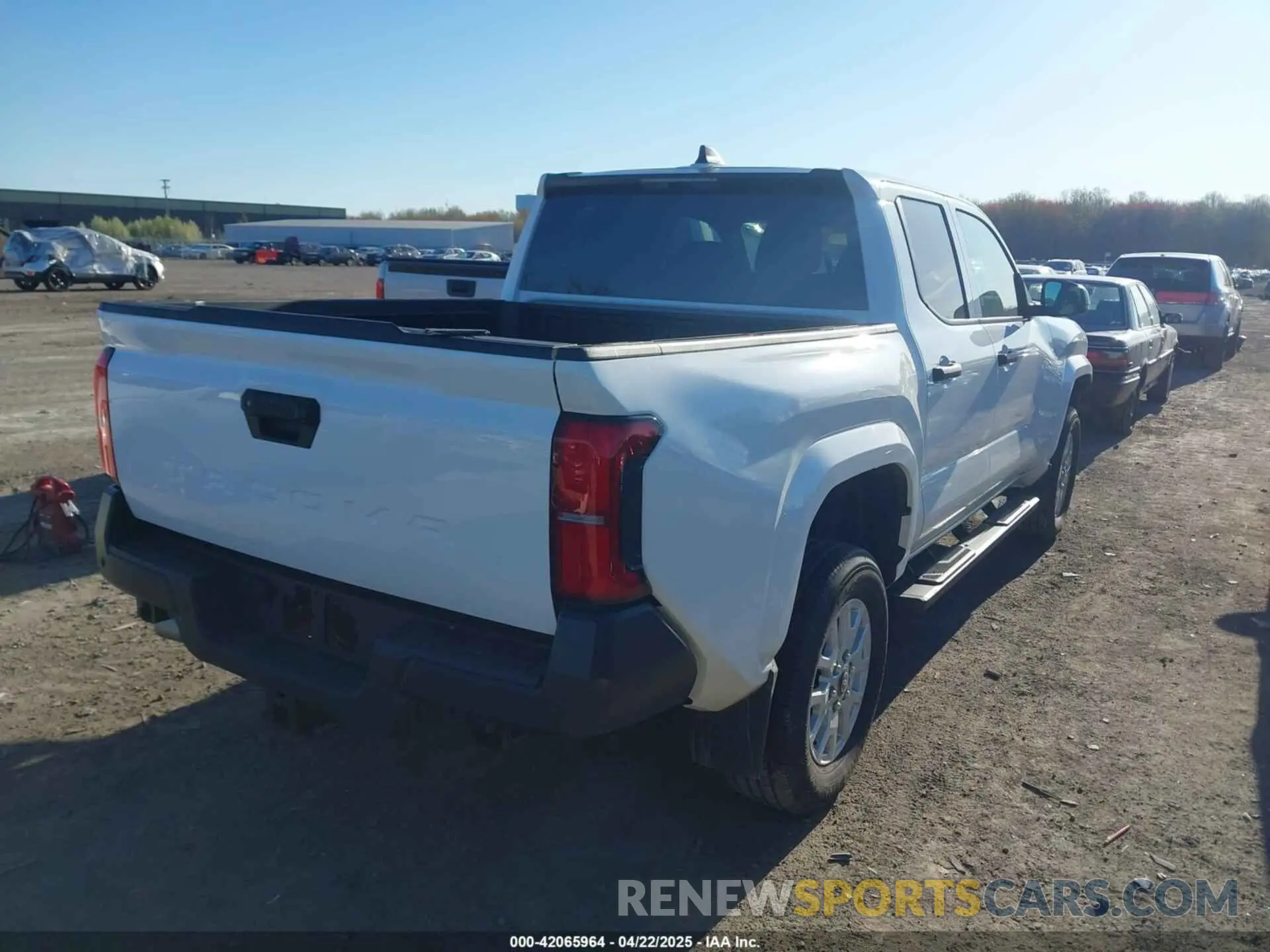 4 fotografías del automóvil dañado 3TYKD5HN2RT000445 TOYOTA TACOMA 2024