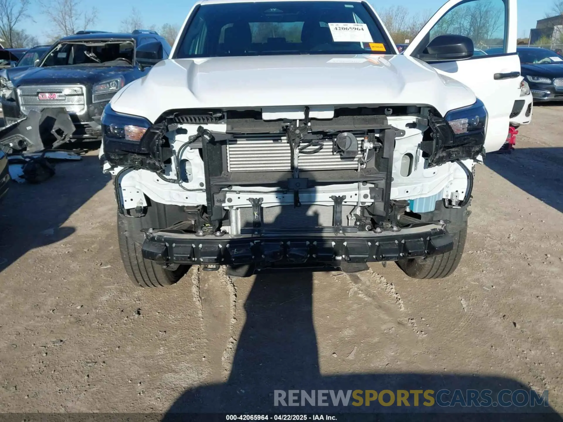 6 fotografías del automóvil dañado 3TYKD5HN2RT000445 TOYOTA TACOMA 2024
