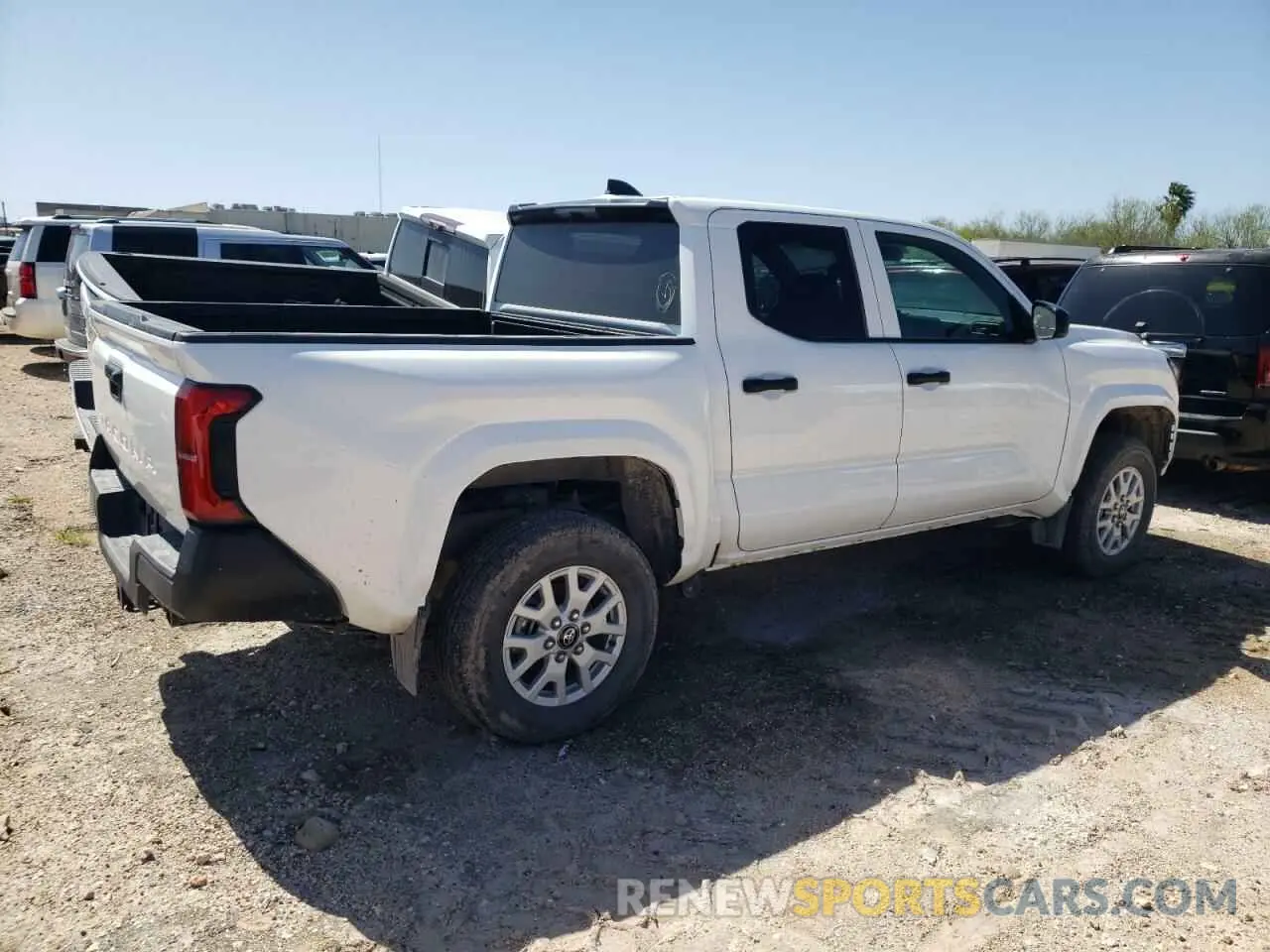 3 fotografías del automóvil dañado 3TYKD5HN9RT006064 TOYOTA TACOMA 2024