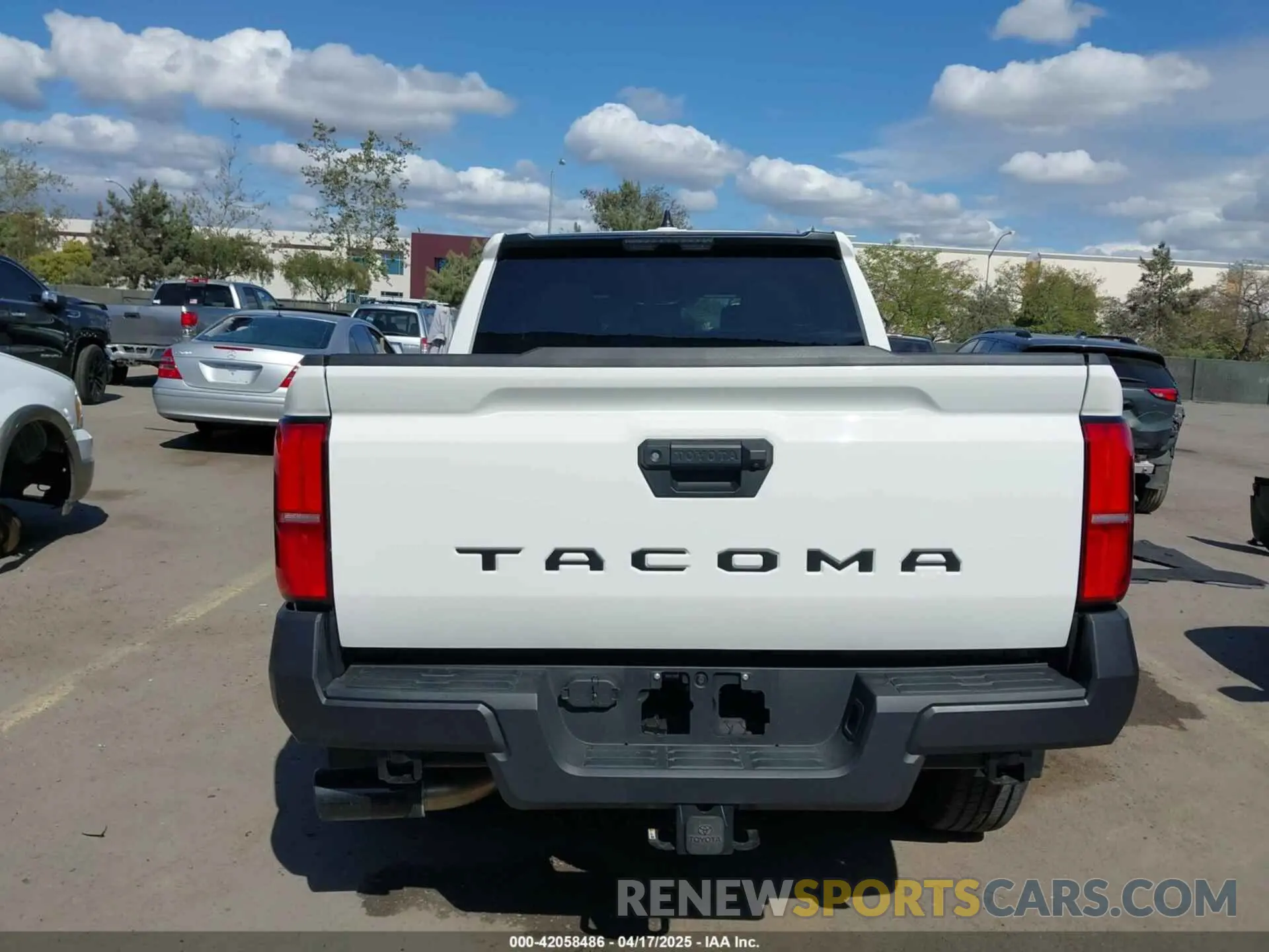 17 fotografías del automóvil dañado 3TYKD5HNXRT012102 TOYOTA TACOMA 2024