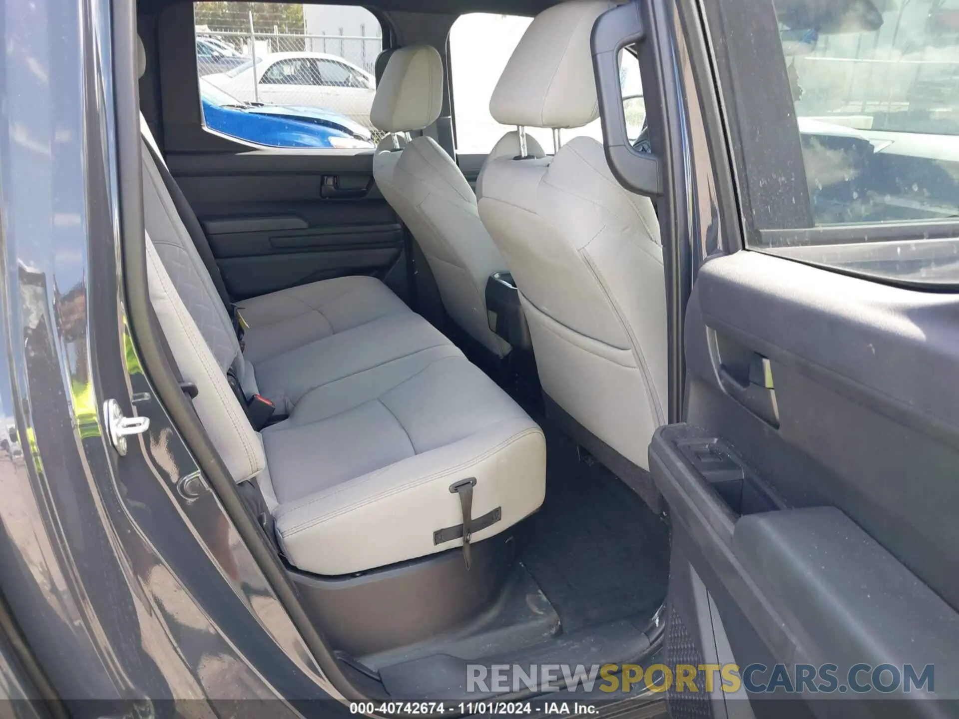 8 fotografías del automóvil dañado 3TYLB5JN0RT014445 TOYOTA TACOMA 2024