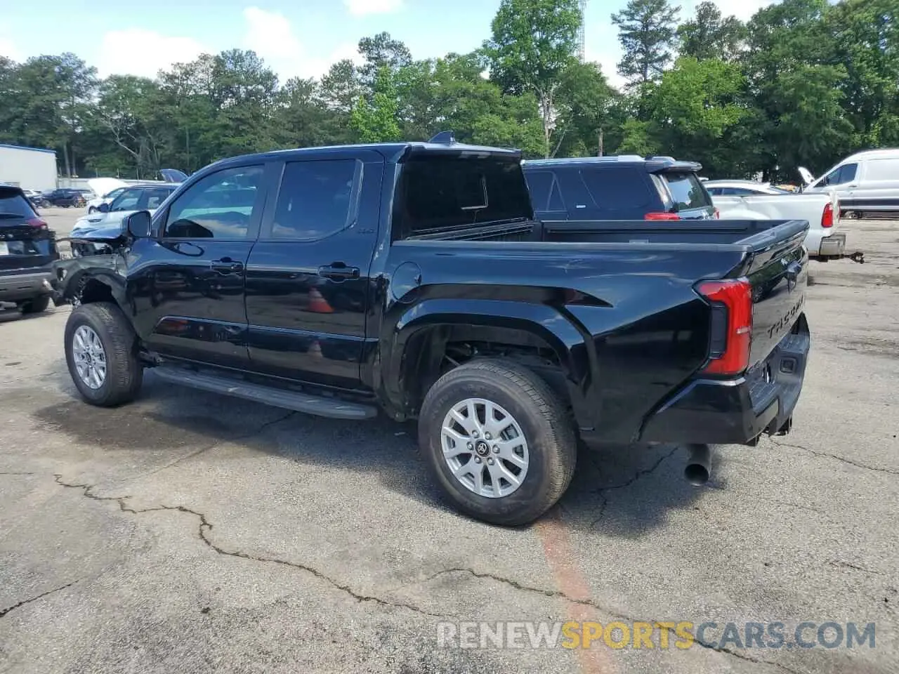 2 fotografías del automóvil dañado 3TYLB5JN0RT030340 TOYOTA TACOMA 2024