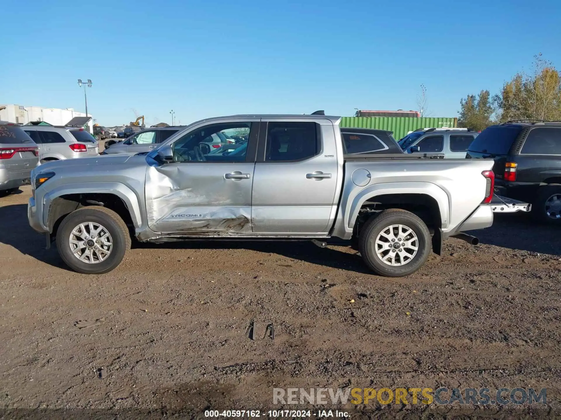 14 fotografías del automóvil dañado 3TYLB5JN0RT031729 TOYOTA TACOMA 2024