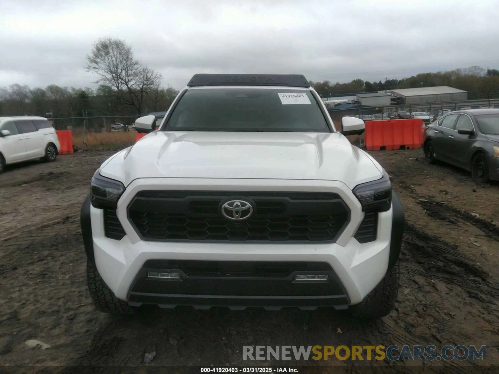 12 fotografías del automóvil dañado 3TYLB5JN1RT011960 TOYOTA TACOMA 2024