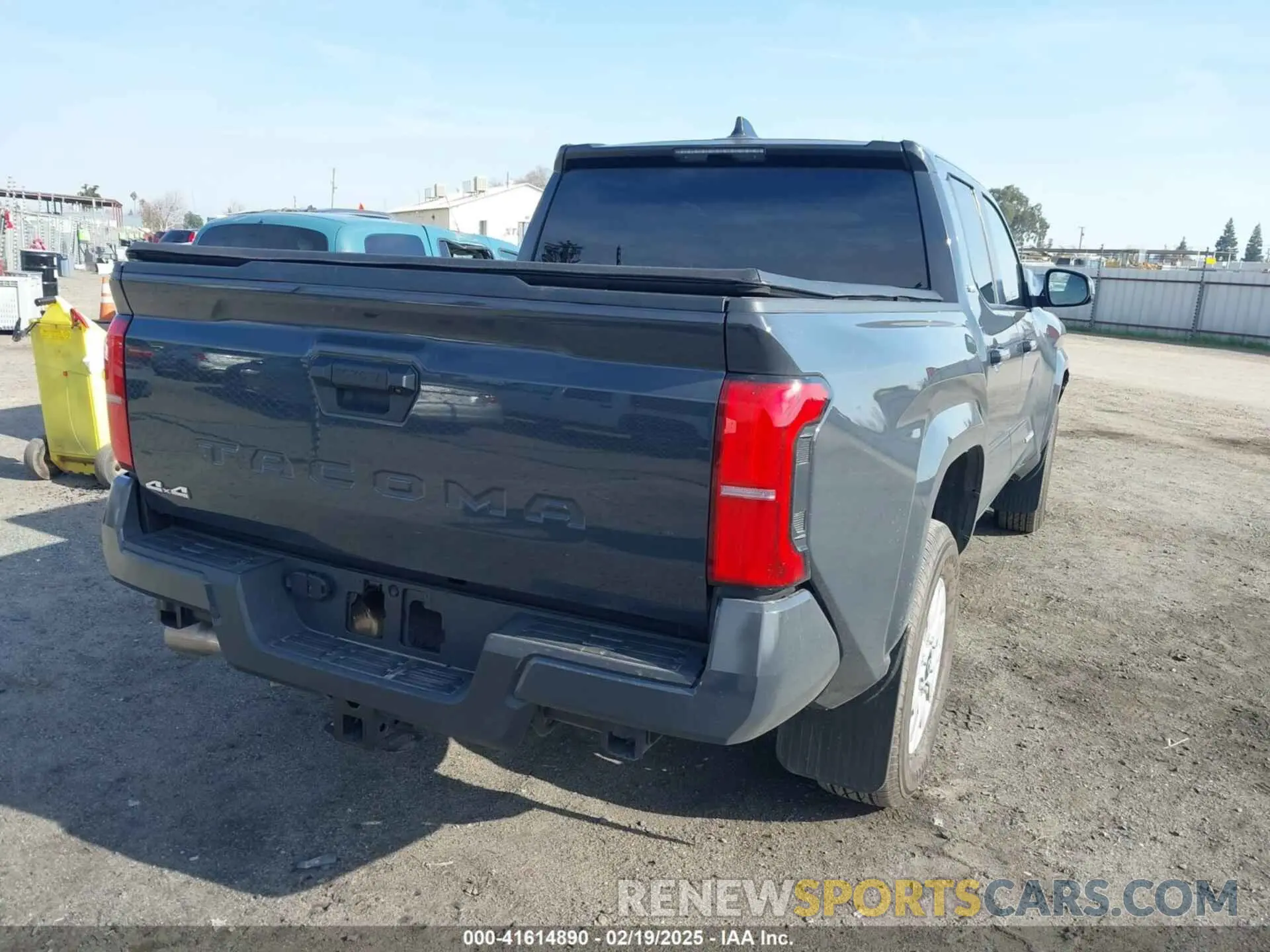 4 fotografías del automóvil dañado 3TYLB5JN1RT031108 TOYOTA TACOMA 2024