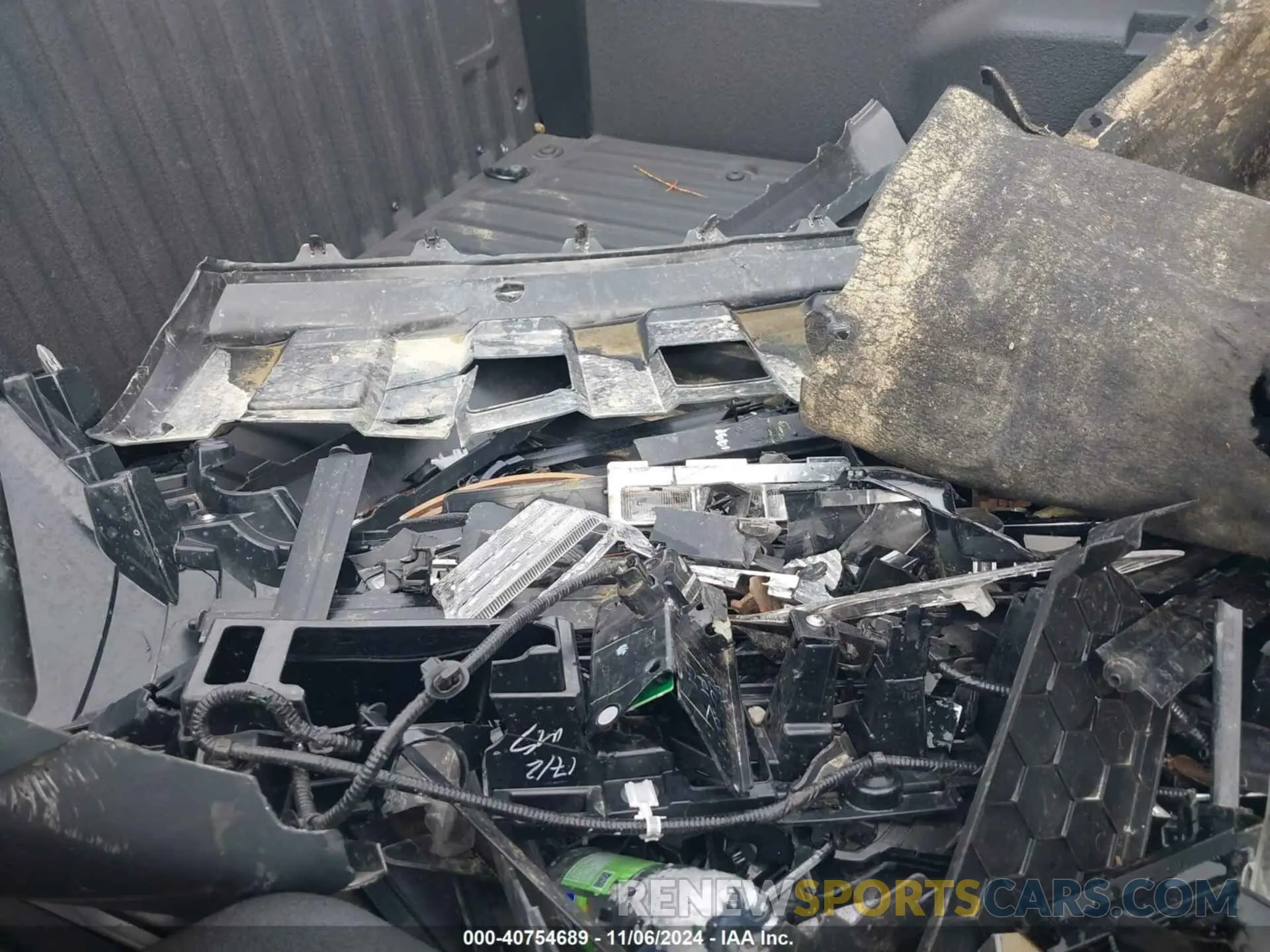 12 fotografías del automóvil dañado 3TYLB5JN2RT014947 TOYOTA TACOMA 2024
