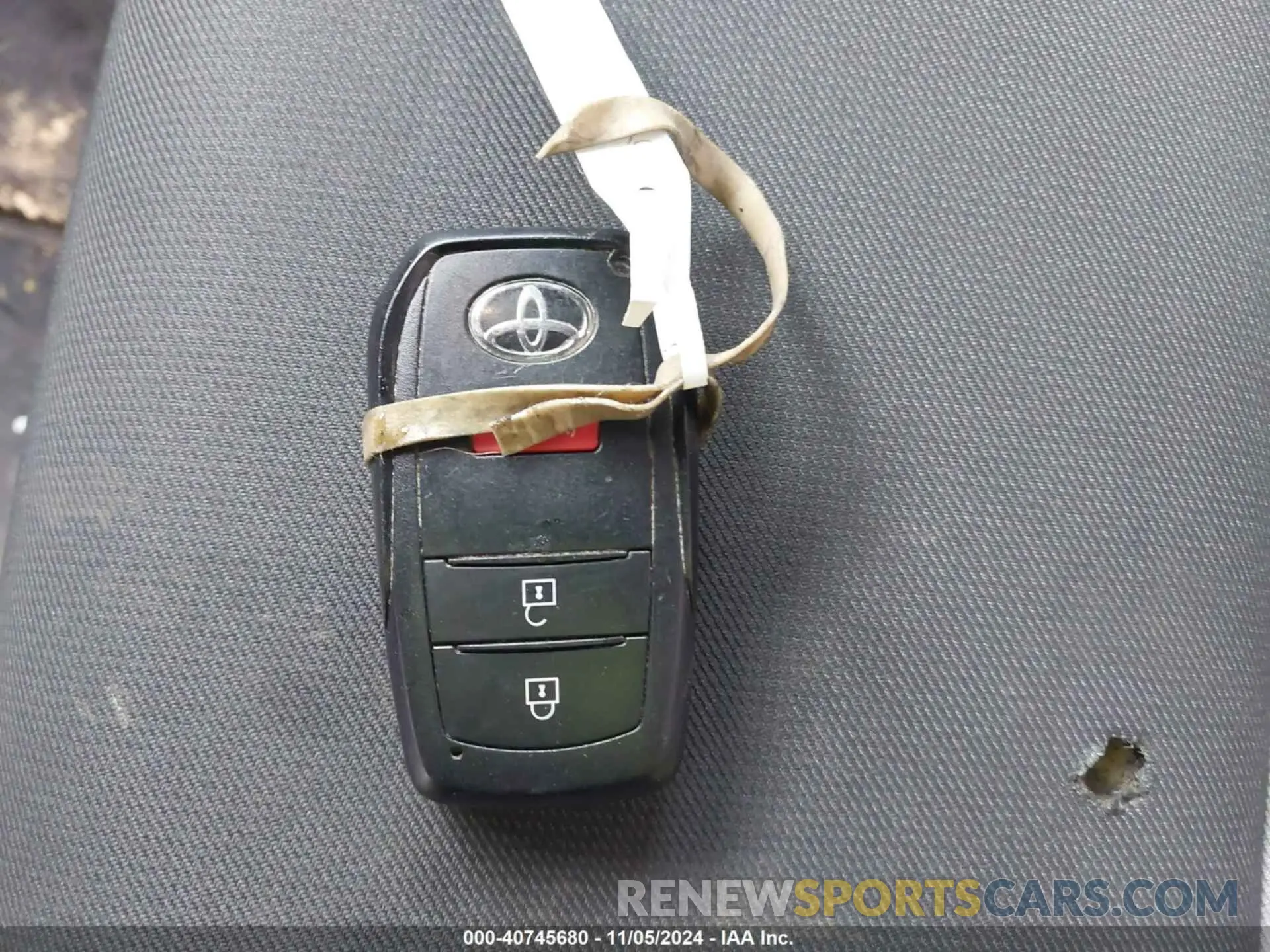 11 fotografías del automóvil dañado 3TYLB5JN2RT028055 TOYOTA TACOMA 2024
