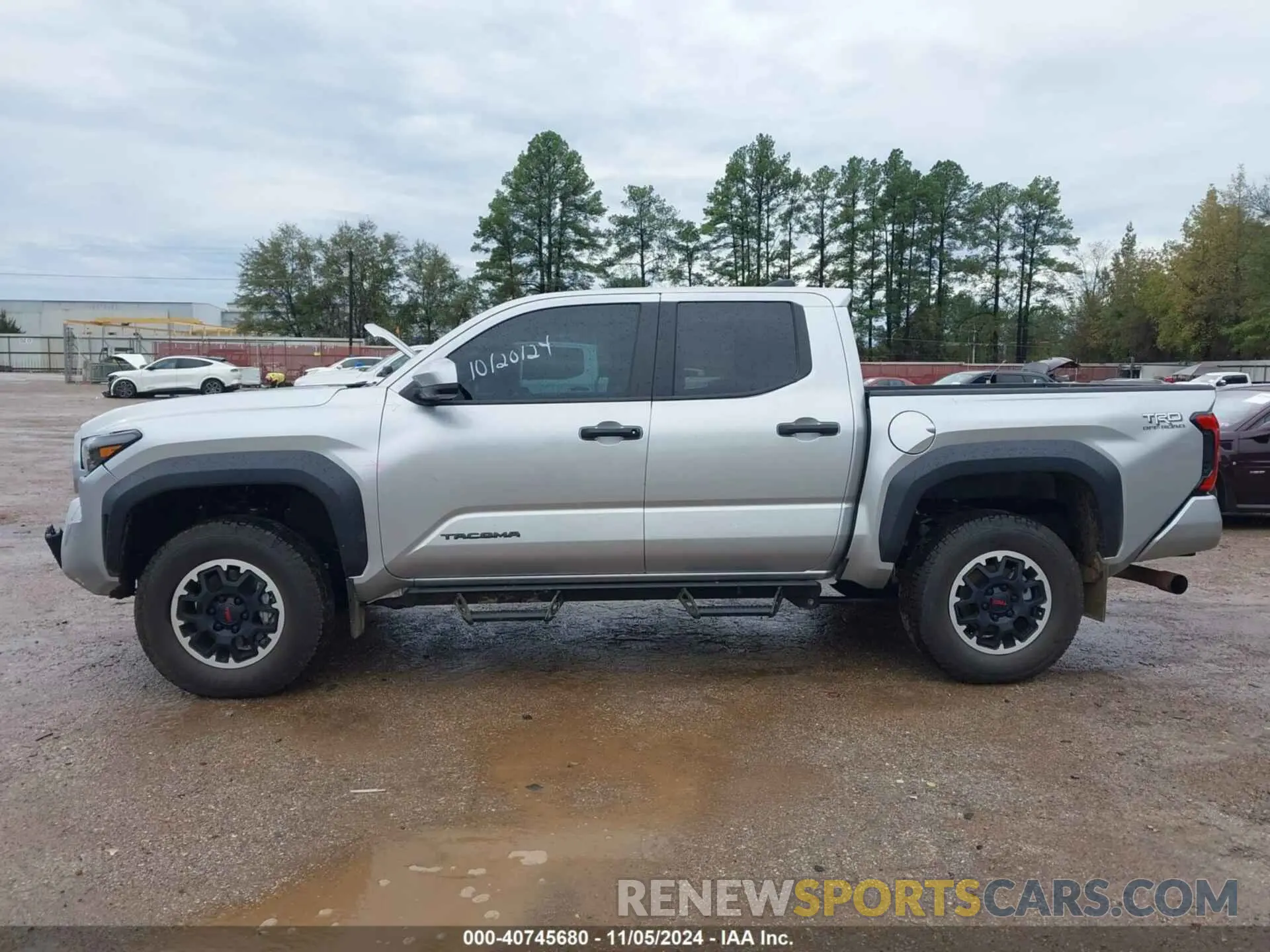 15 fotografías del automóvil dañado 3TYLB5JN2RT028055 TOYOTA TACOMA 2024