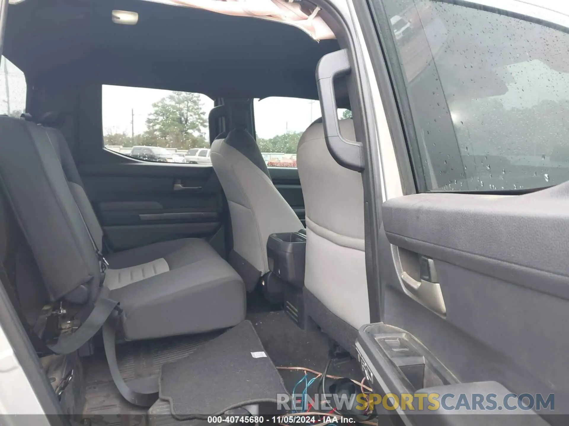 8 fotografías del automóvil dañado 3TYLB5JN2RT028055 TOYOTA TACOMA 2024