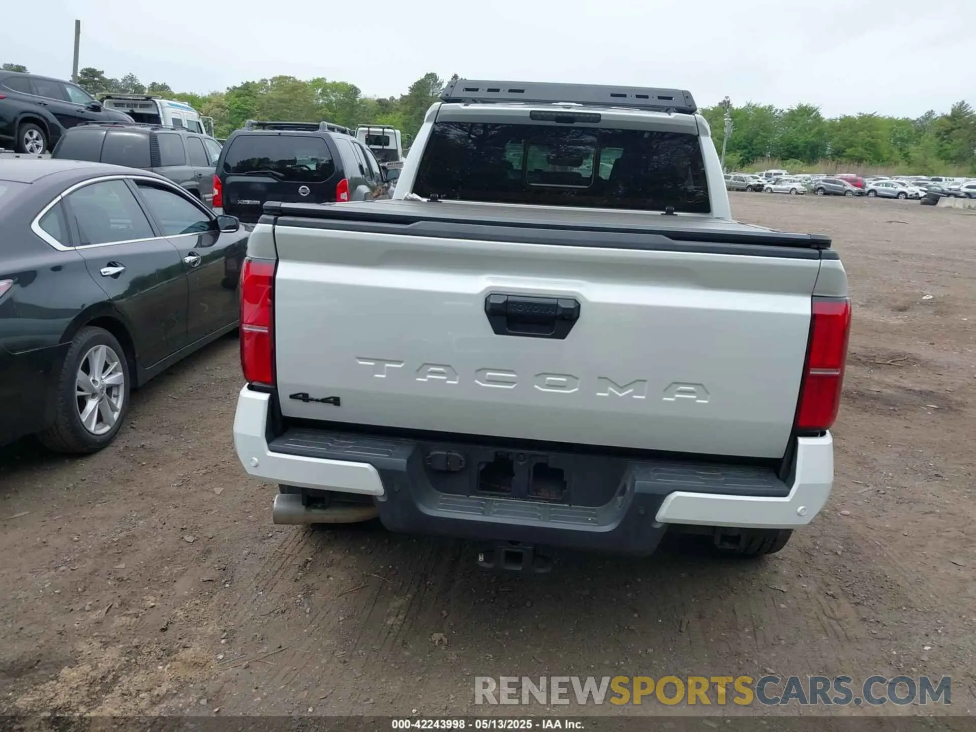 16 fotografías del automóvil dañado 3TYLB5JN3RT035788 TOYOTA TACOMA 2024
