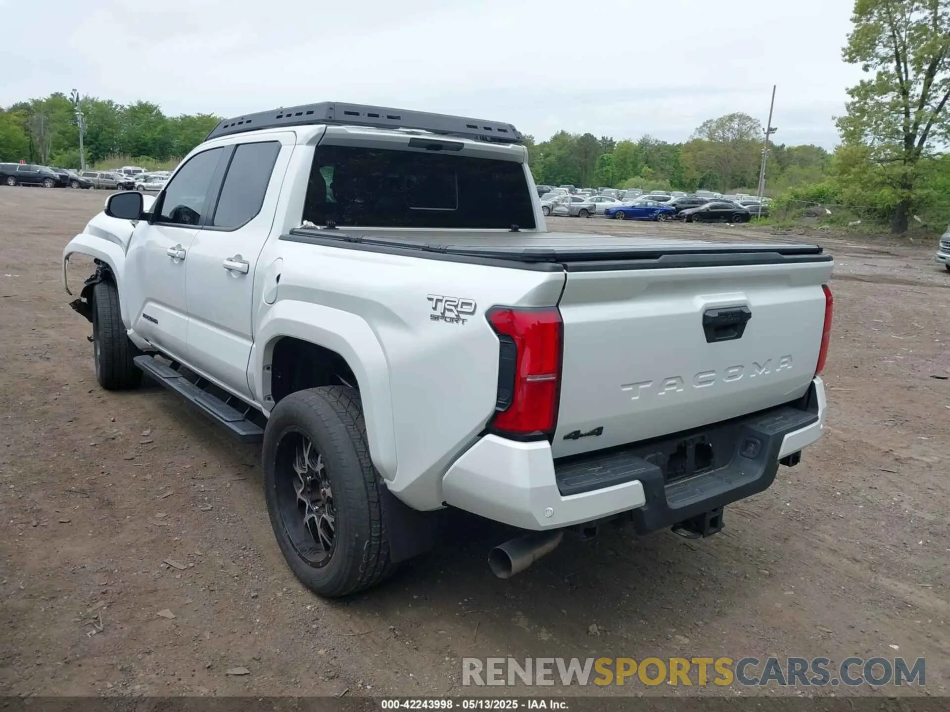 3 fotografías del automóvil dañado 3TYLB5JN3RT035788 TOYOTA TACOMA 2024
