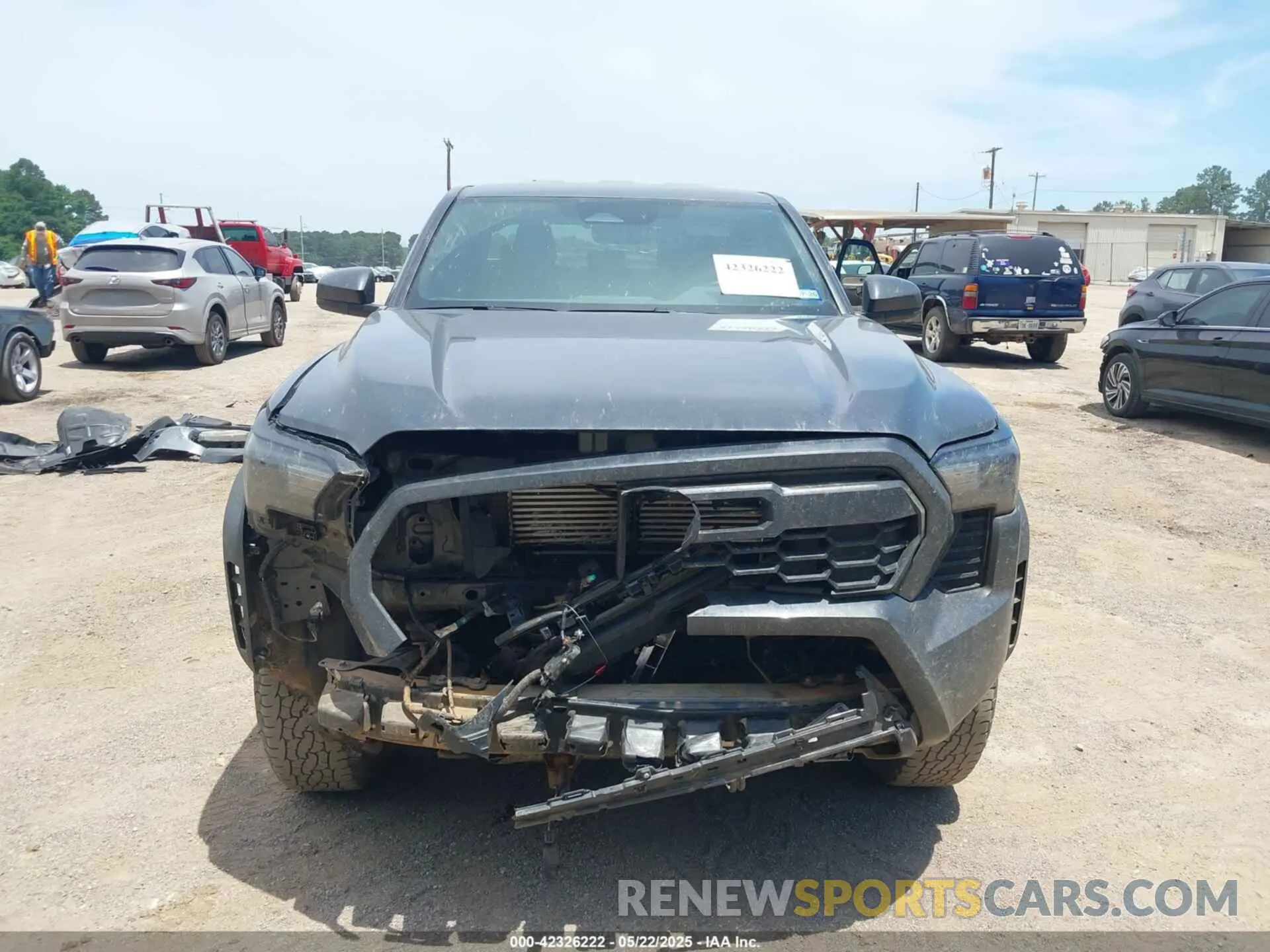 6 fotografías del automóvil dañado 3TYLB5JN4RT030843 TOYOTA TACOMA 2024