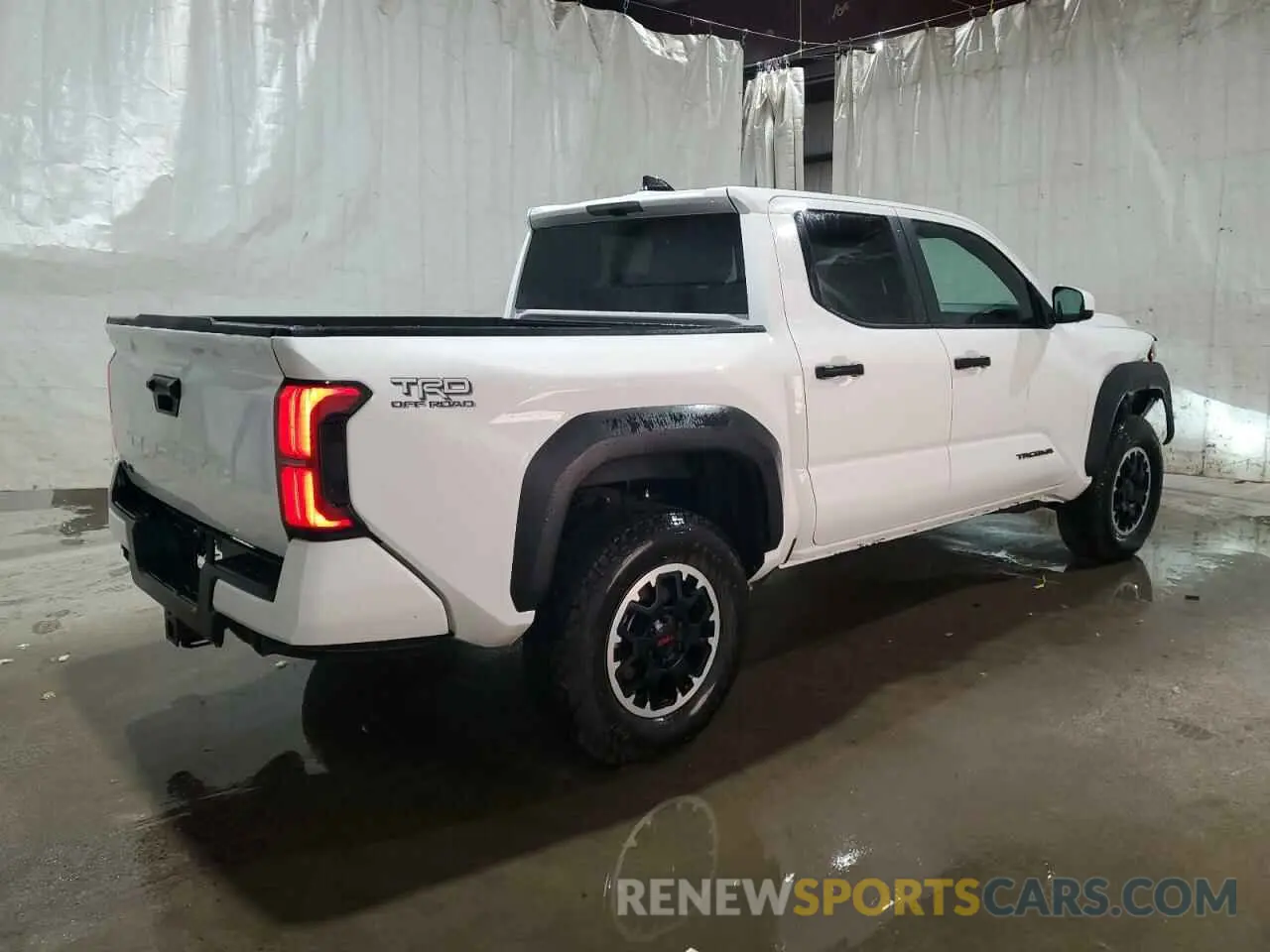 3 fotografías del automóvil dañado 3TYLB5JN6RT017043 TOYOTA TACOMA 2024