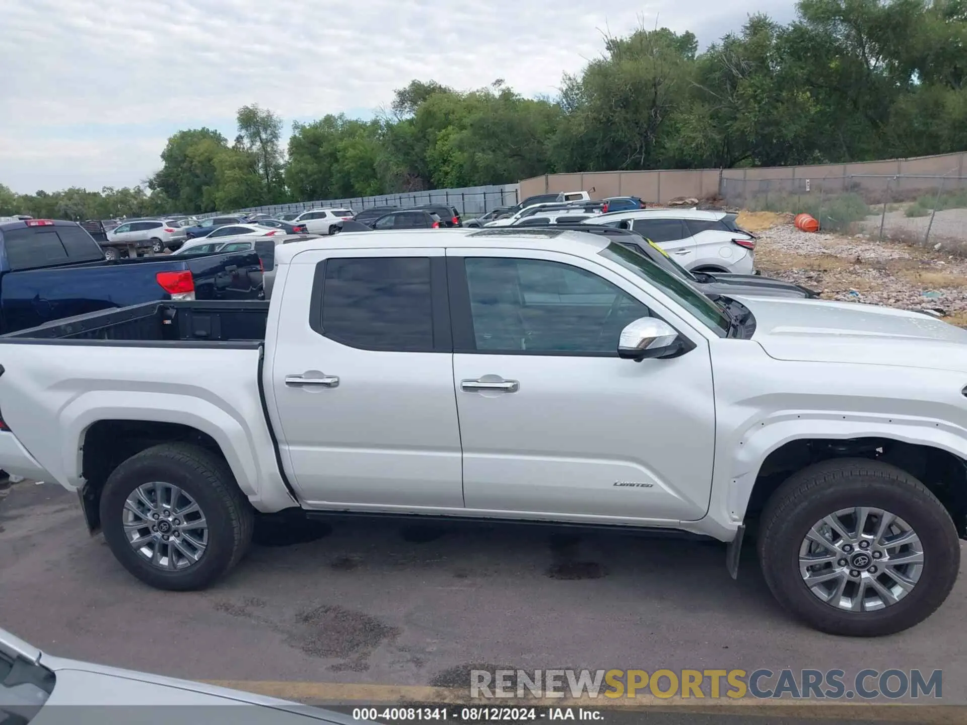 14 fotografías del automóvil dañado 3TYLB5JN7RT009940 TOYOTA TACOMA 2024