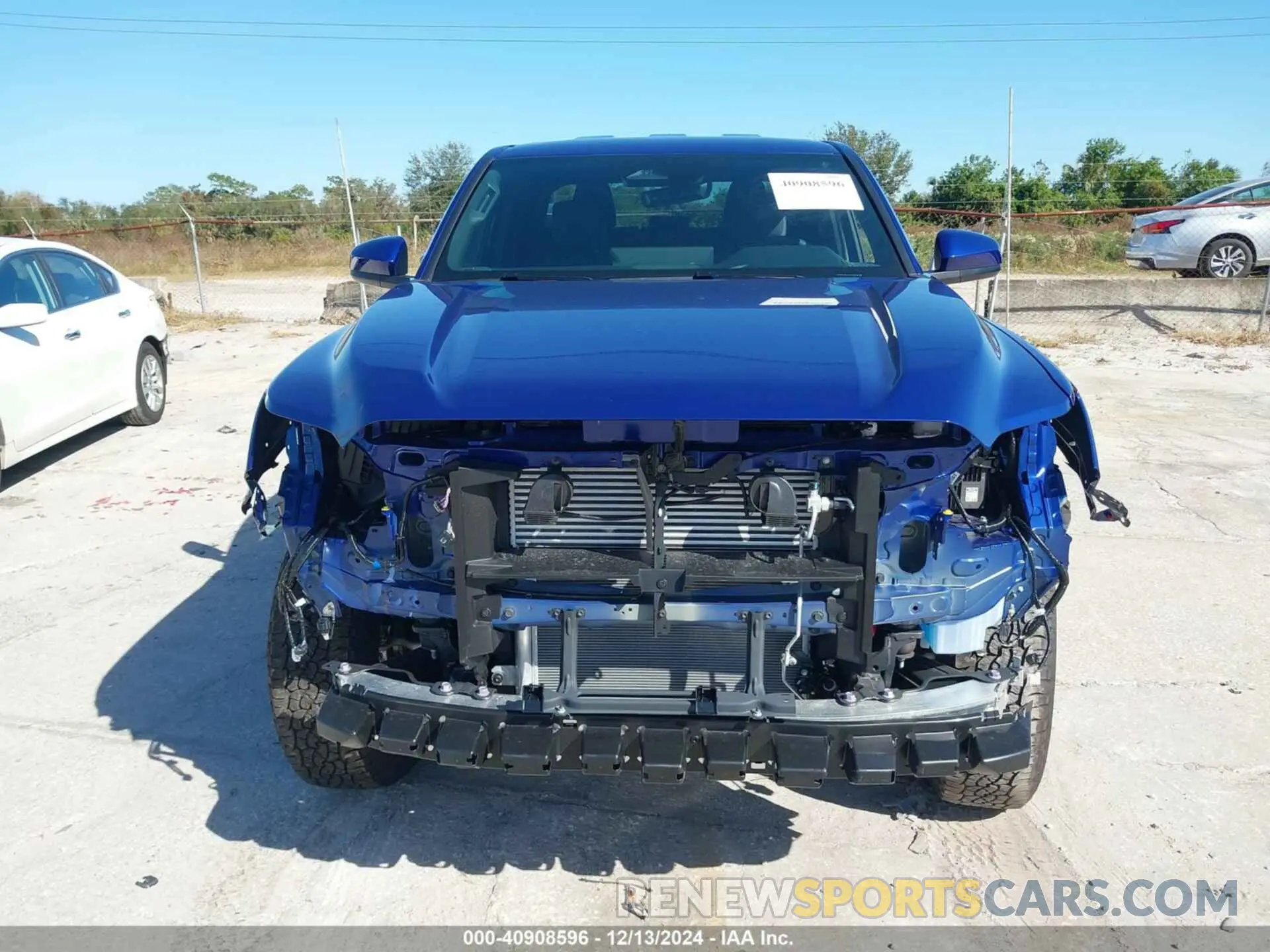 12 fotografías del automóvil dañado 3TYLB5JN7RT043540 TOYOTA TACOMA 2024