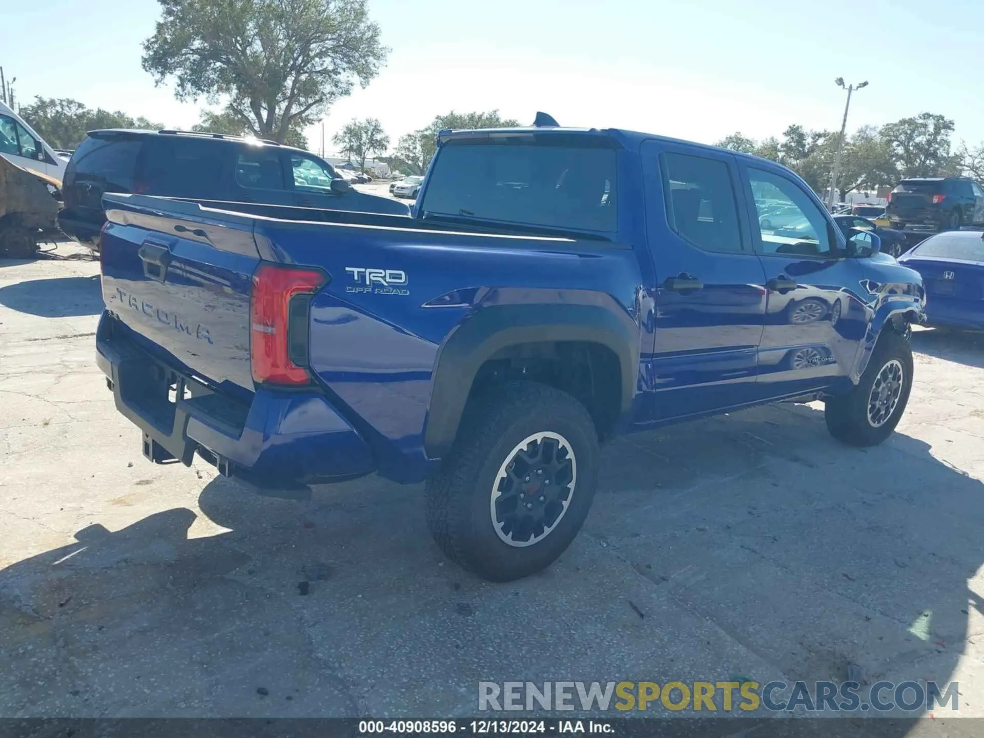 4 fotografías del automóvil dañado 3TYLB5JN7RT043540 TOYOTA TACOMA 2024