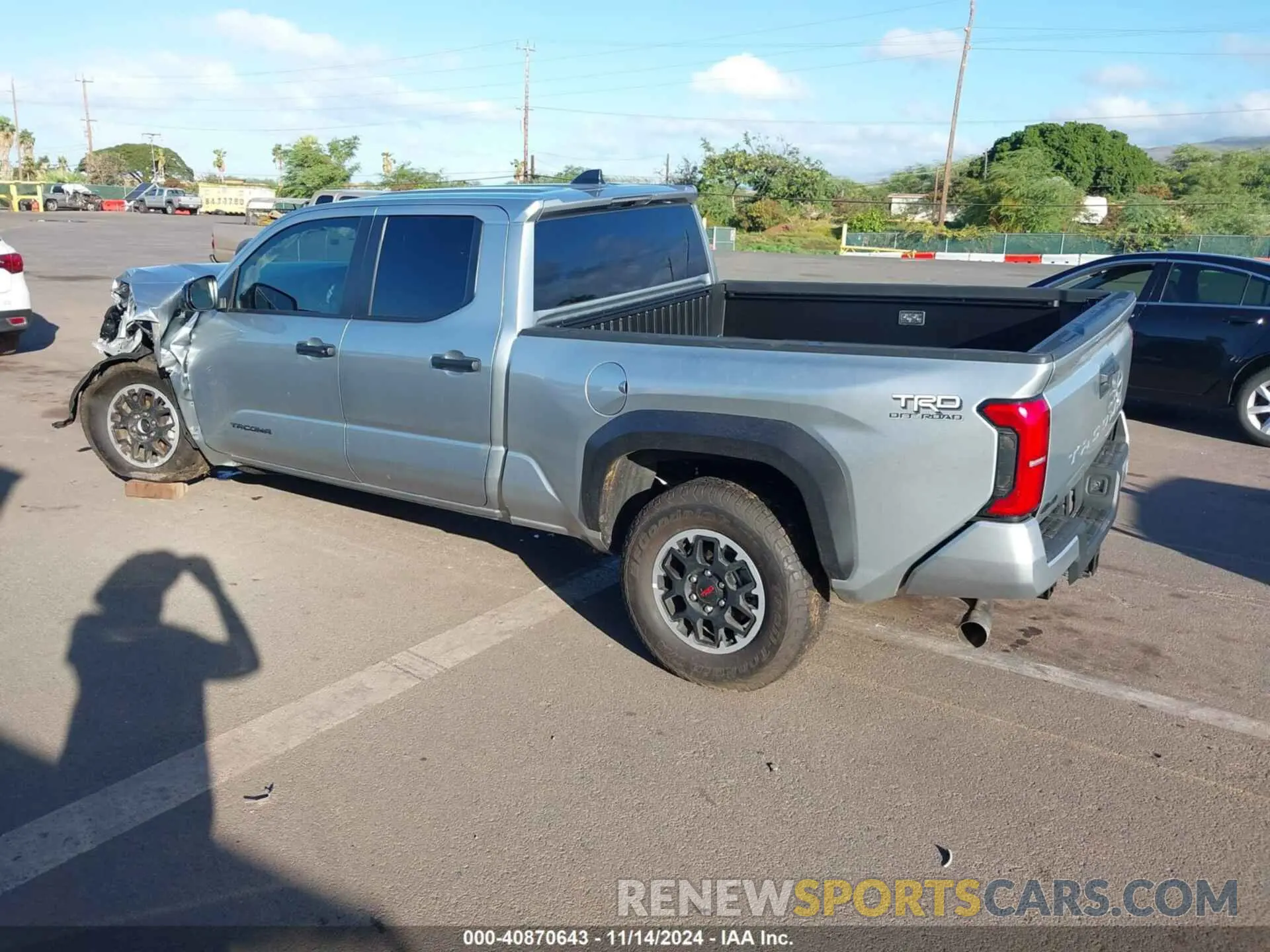 3 fotografías del automóvil dañado 3TYLB5JN9RT033768 TOYOTA TACOMA 2024