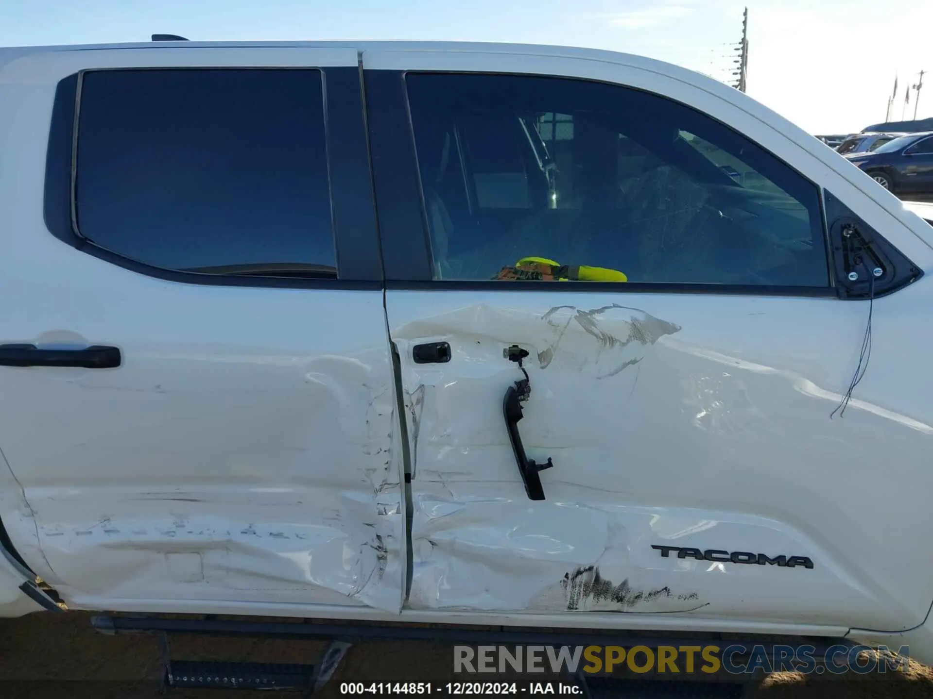 14 fotografías del automóvil dañado 3TYLB5JNXRT012377 TOYOTA TACOMA 2024