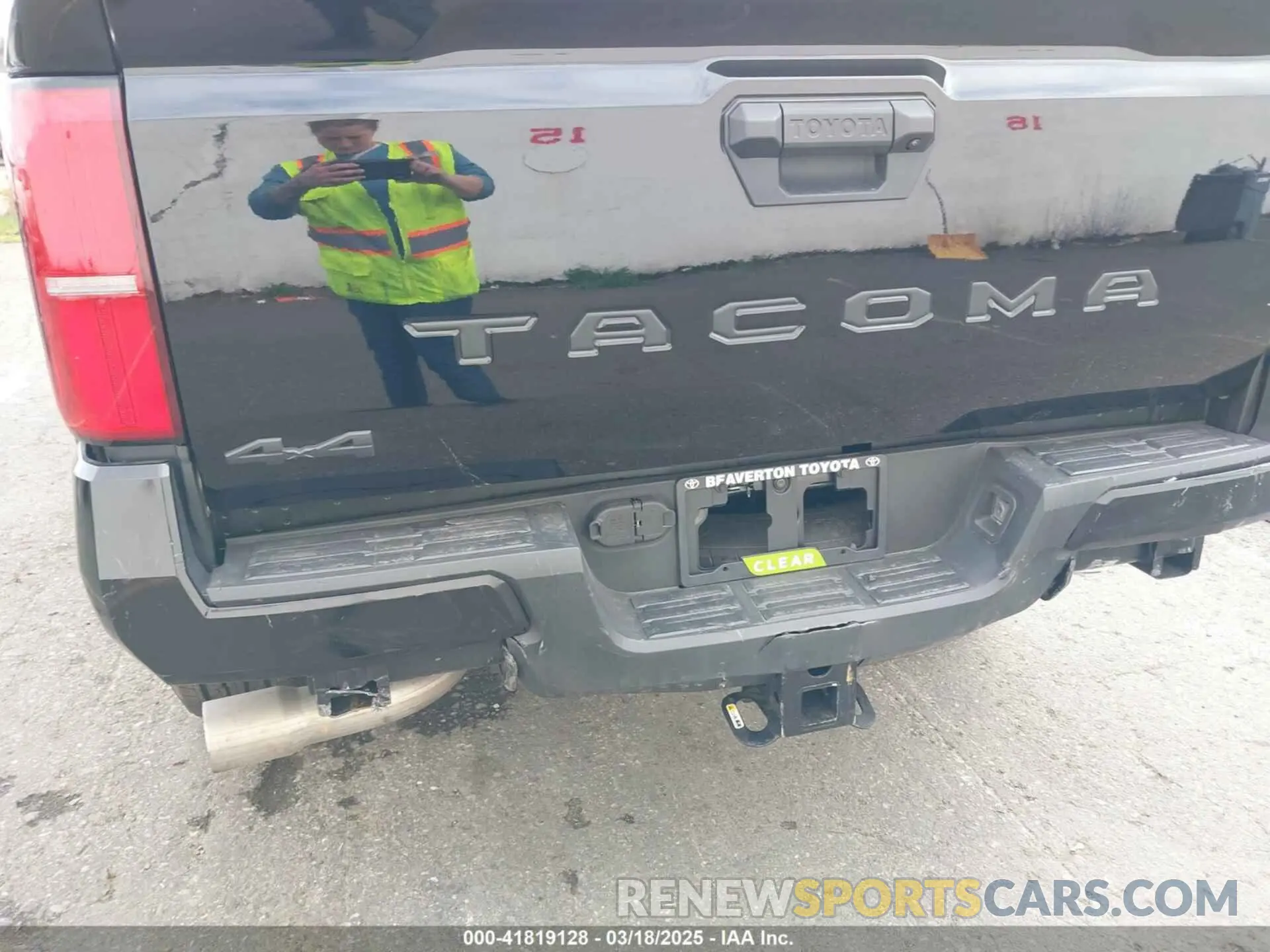 6 fotografías del automóvil dañado 3TYLB5JNXRT055214 TOYOTA TACOMA 2024