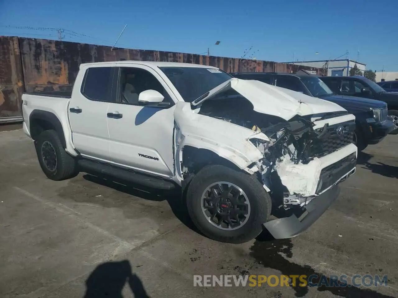 4 fotografías del automóvil dañado 3TYLC5LN3RT001988 TOYOTA TACOMA 2024