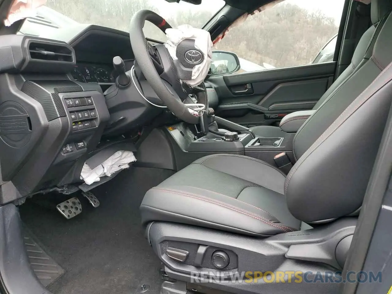 7 fotografías del automóvil dañado 3TYLC5LN9RT000747 TOYOTA TACOMA 2024
