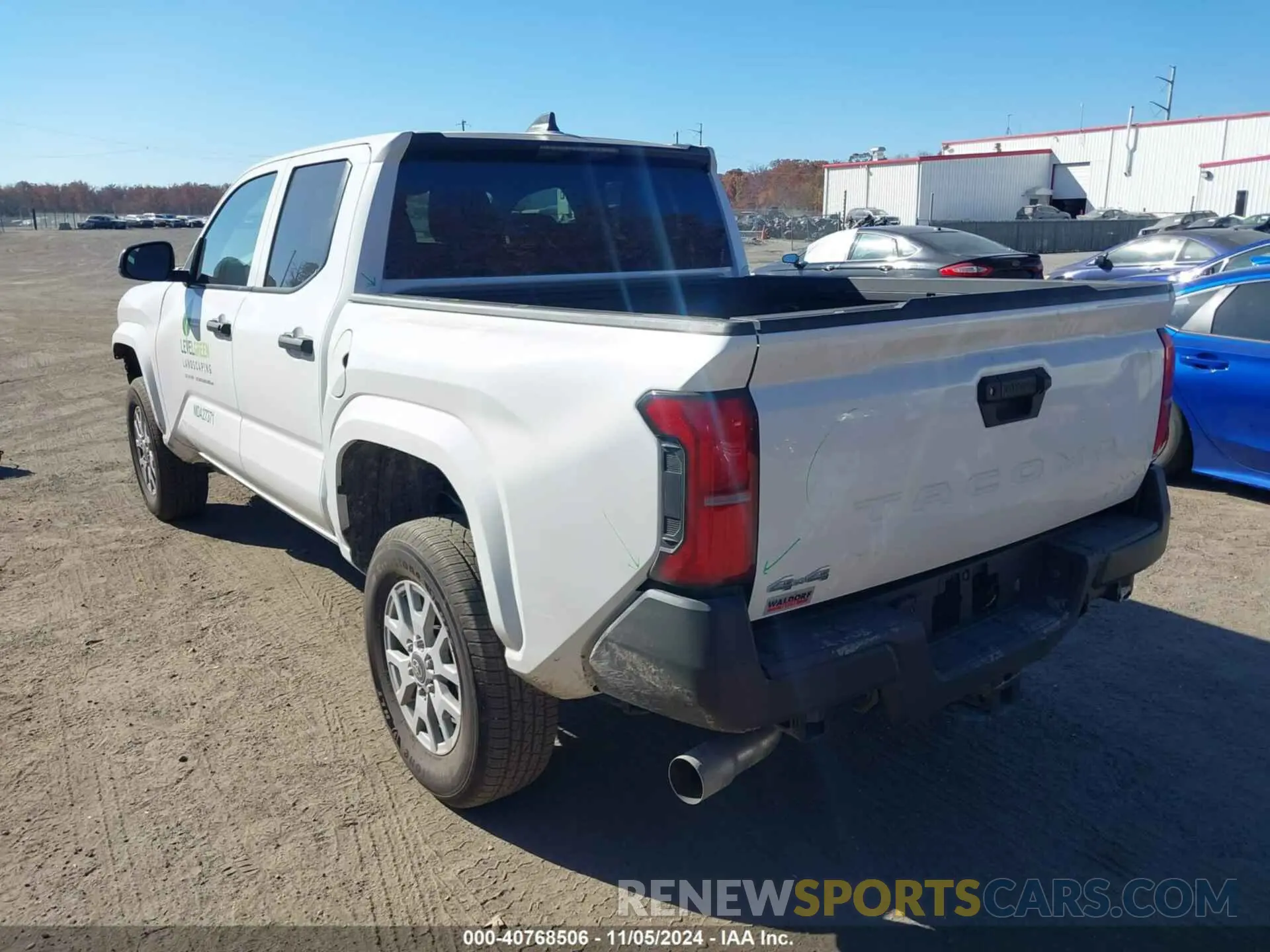 3 fotografías del automóvil dañado 3TYLD5KN1RT002751 TOYOTA TACOMA 2024