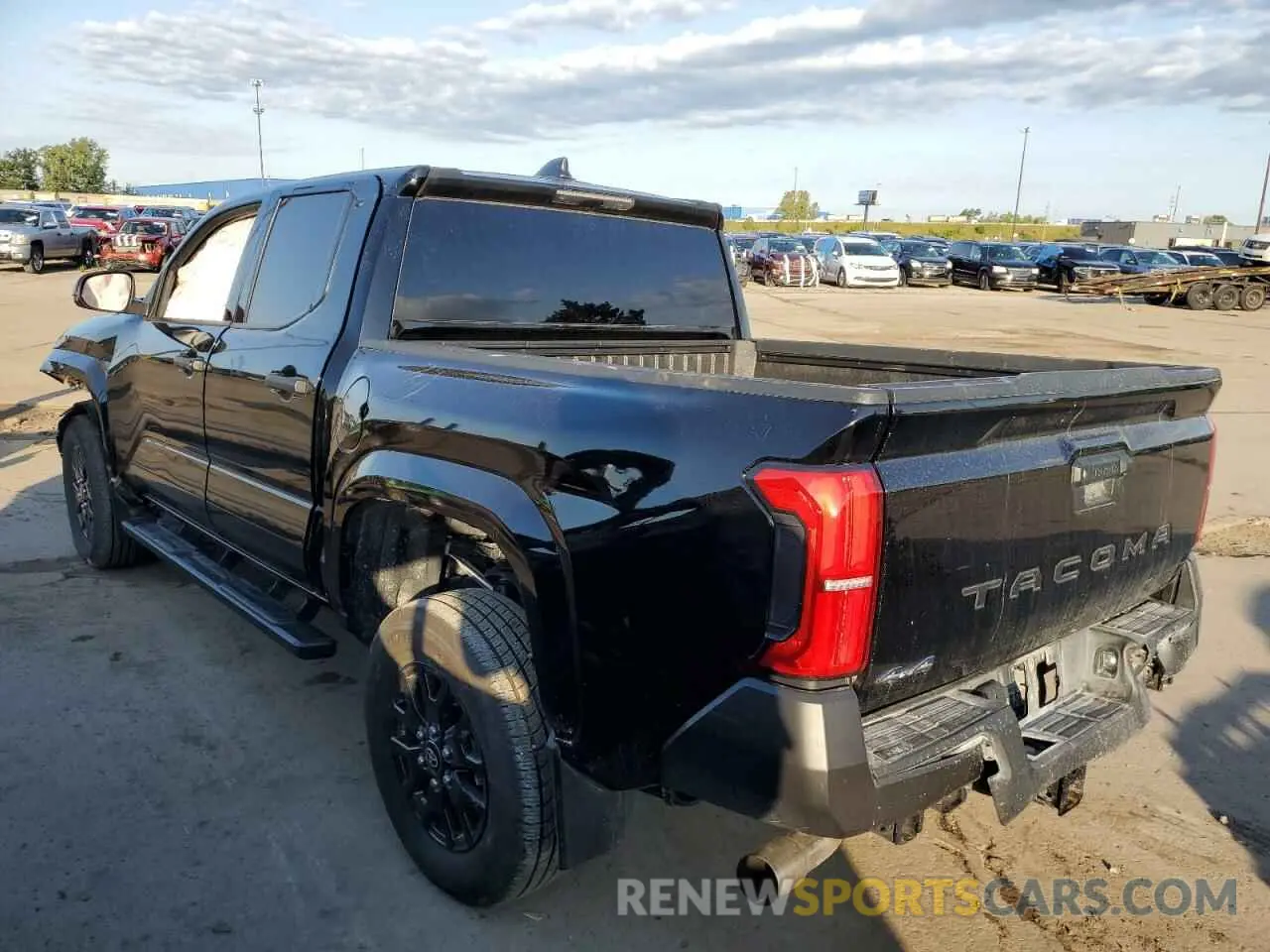 2 fotografías del automóvil dañado 3TYLD5KN2RT001270 TOYOTA TACOMA 2024
