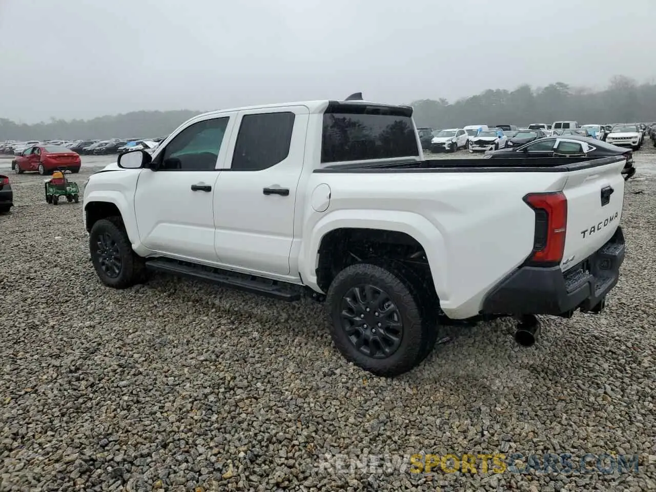 2 fotografías del automóvil dañado 3TYLD5KN5RT007290 TOYOTA TACOMA 2024