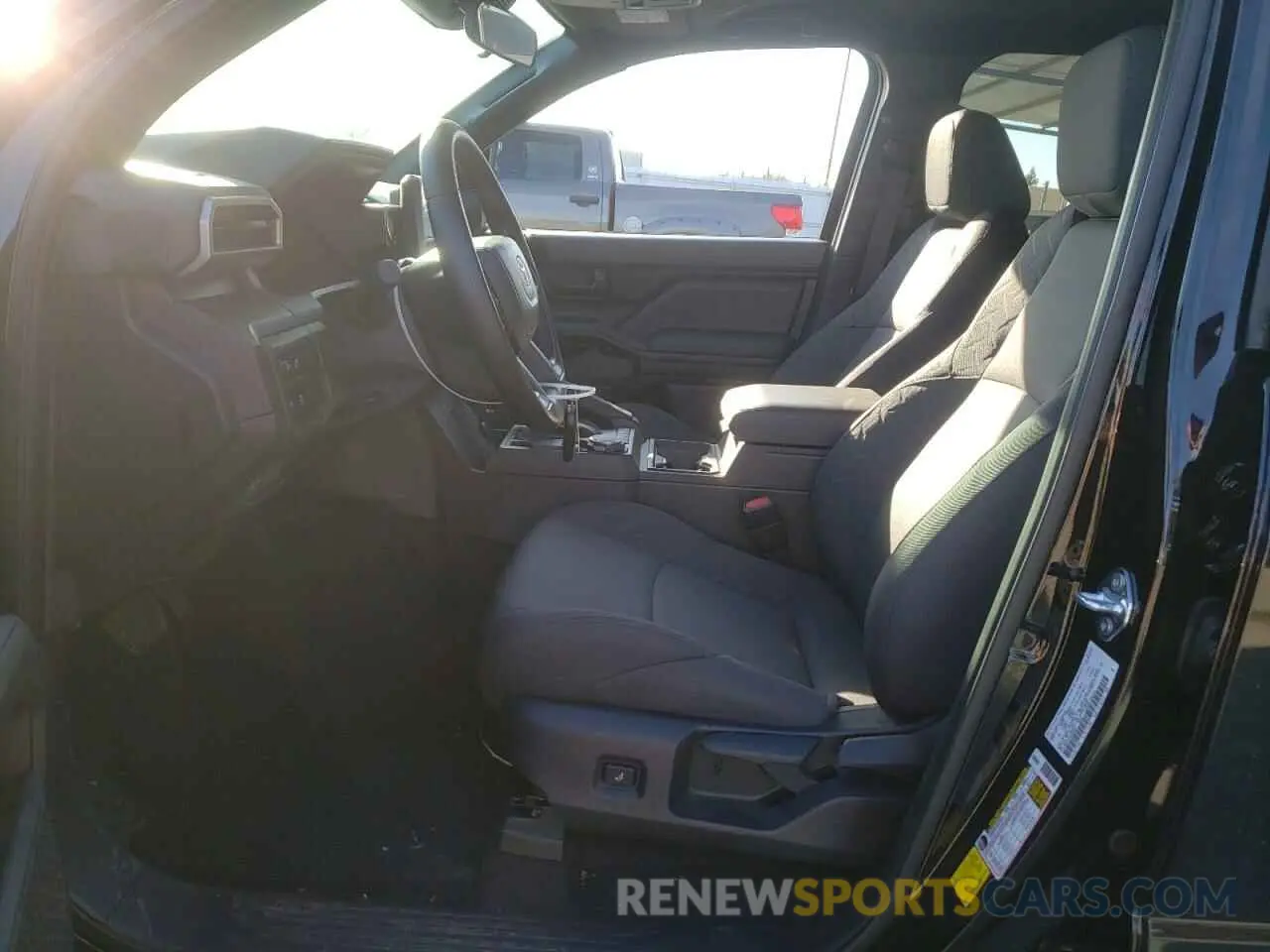 7 fotografías del automóvil dañado 3TYLD5KN7RT002835 TOYOTA TACOMA 2024