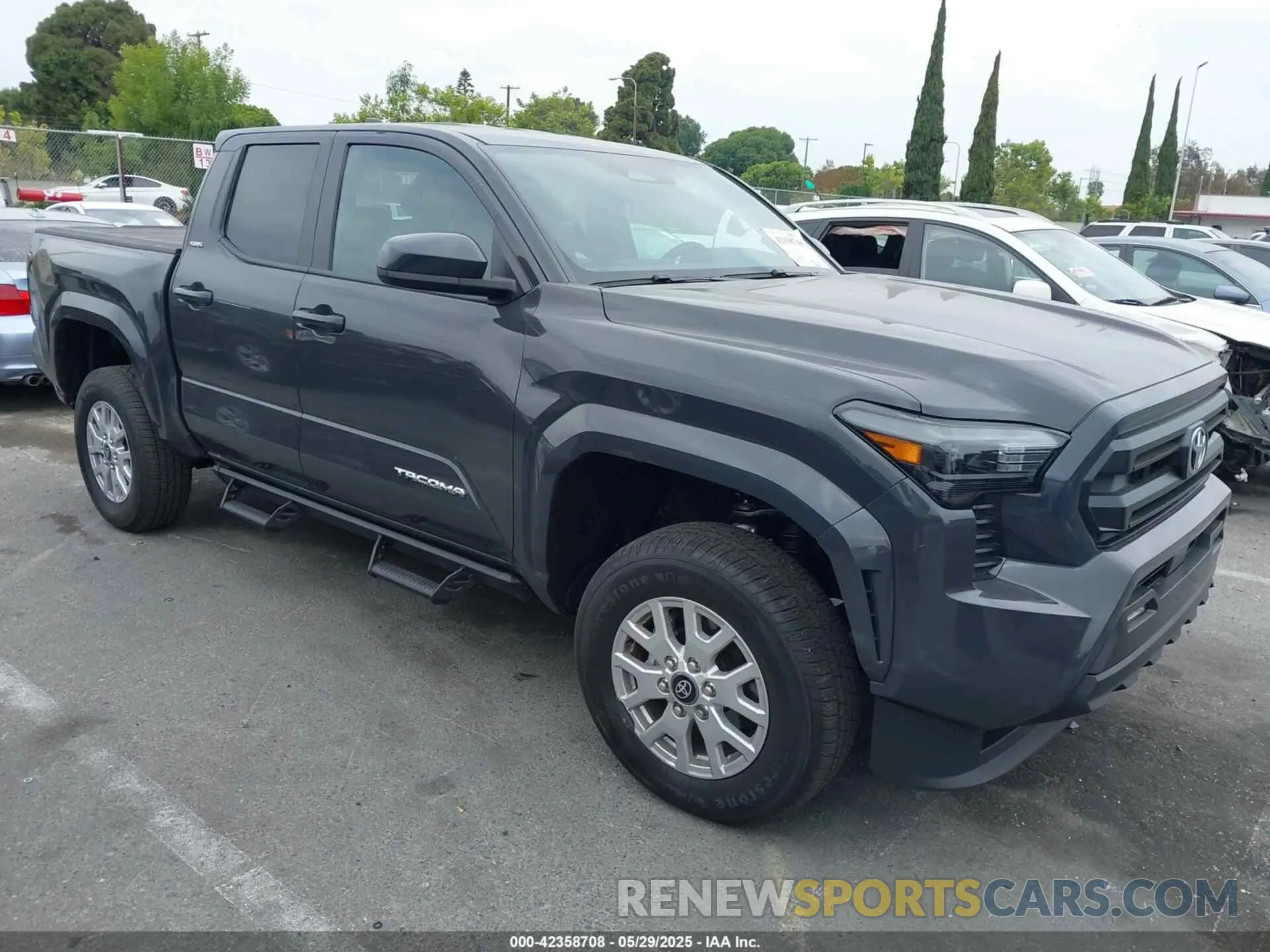 1 fotografías del automóvil dañado 3TMKB5FN7SM031426 TOYOTA TACOMA 2025