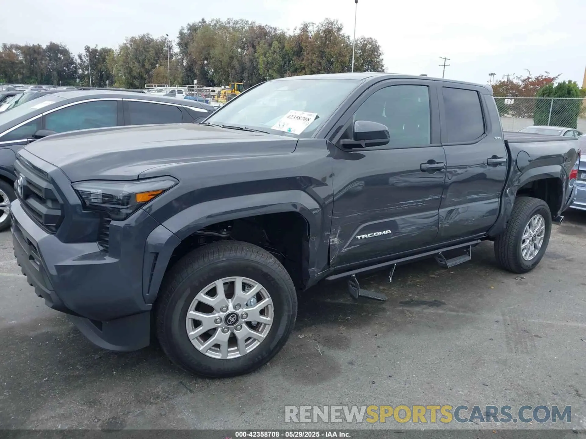6 fotografías del automóvil dañado 3TMKB5FN7SM031426 TOYOTA TACOMA 2025