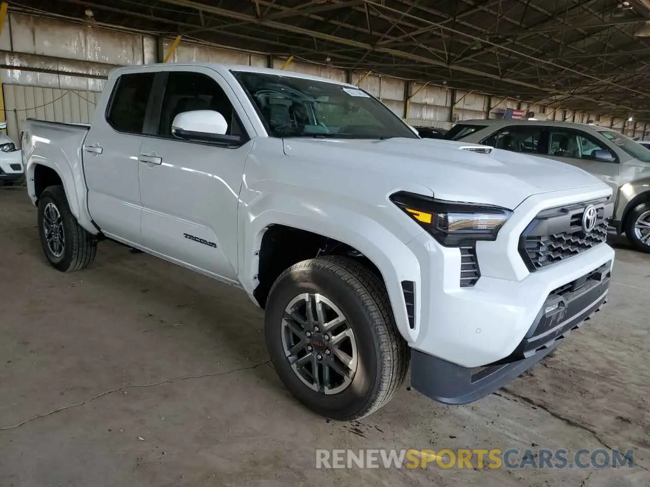 4 fotografías del automóvil dañado 3TMLB5JN0SM088997 TOYOTA TACOMA 2025