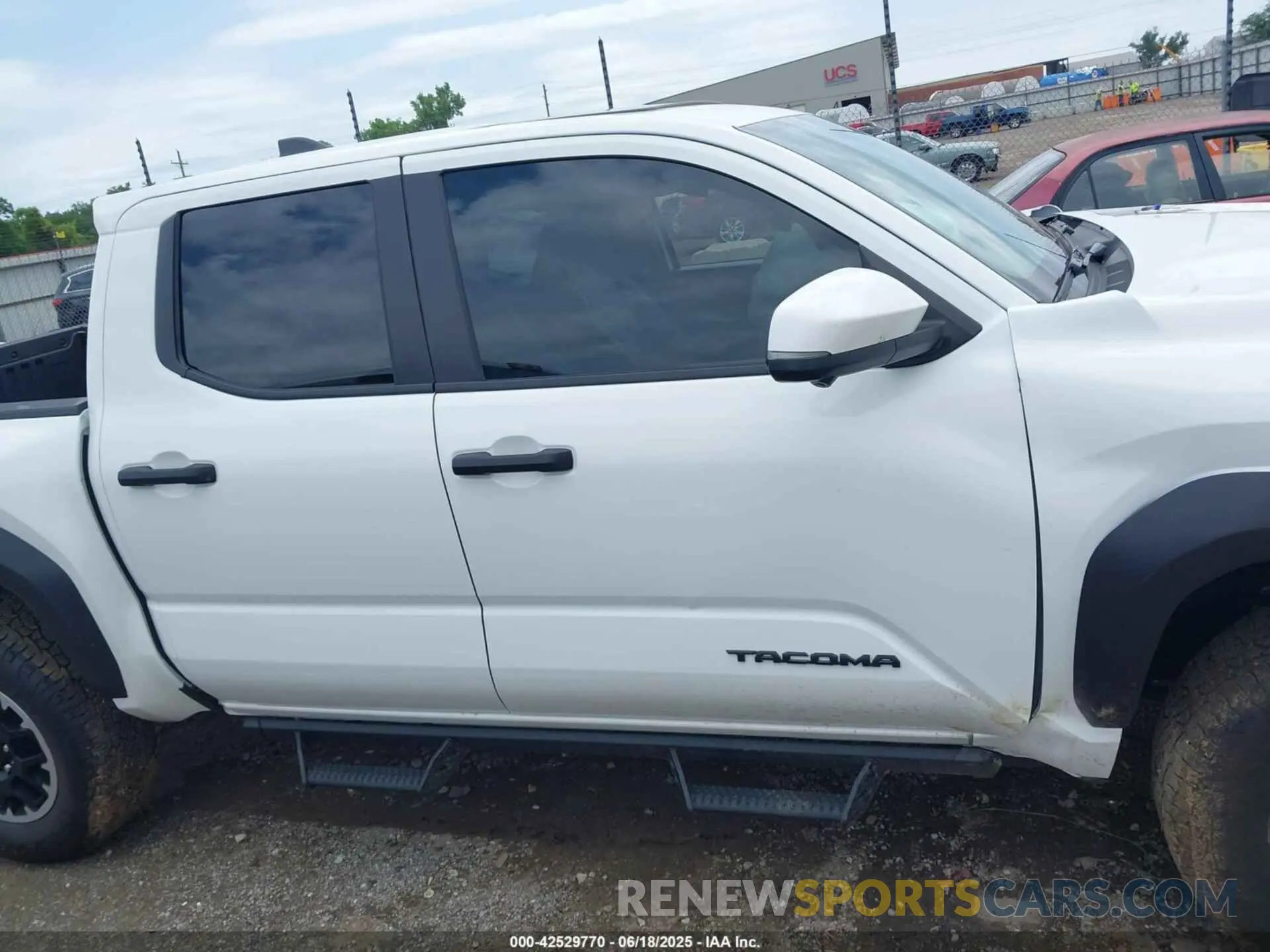 14 fotografías del automóvil dañado 3TMLB5JN0SM123716 TOYOTA TACOMA 2025