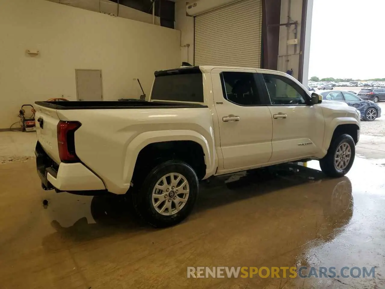 3 fotografías del automóvil dañado 3TMLB5JN8SM107196 TOYOTA TACOMA 2025