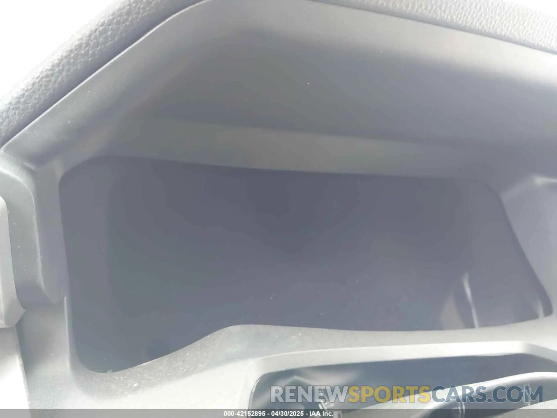 14 fotografías del automóvil dañado 3TMLB5JNXSM107636 TOYOTA TACOMA 2025