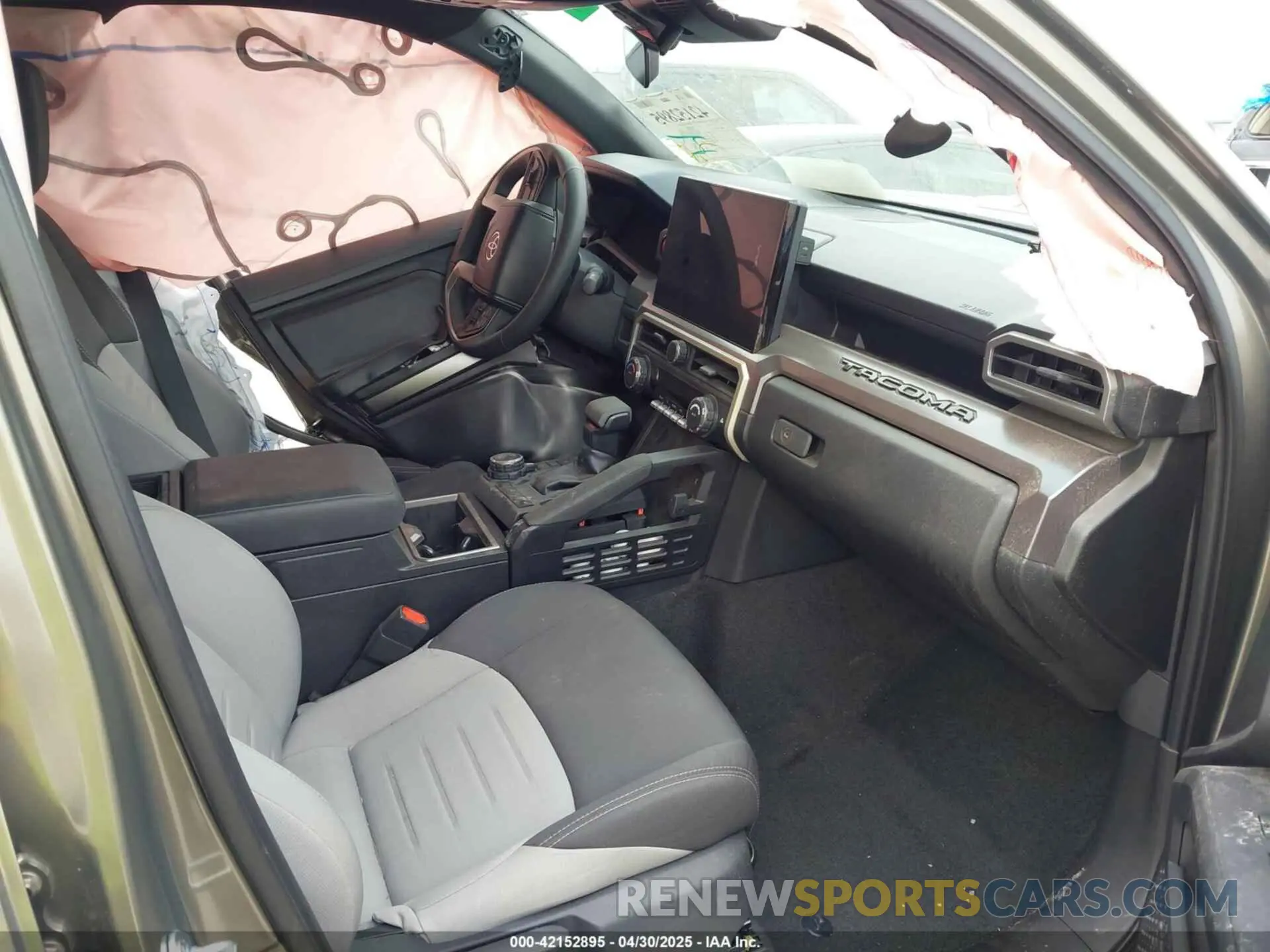 5 fotografías del automóvil dañado 3TMLB5JNXSM107636 TOYOTA TACOMA 2025