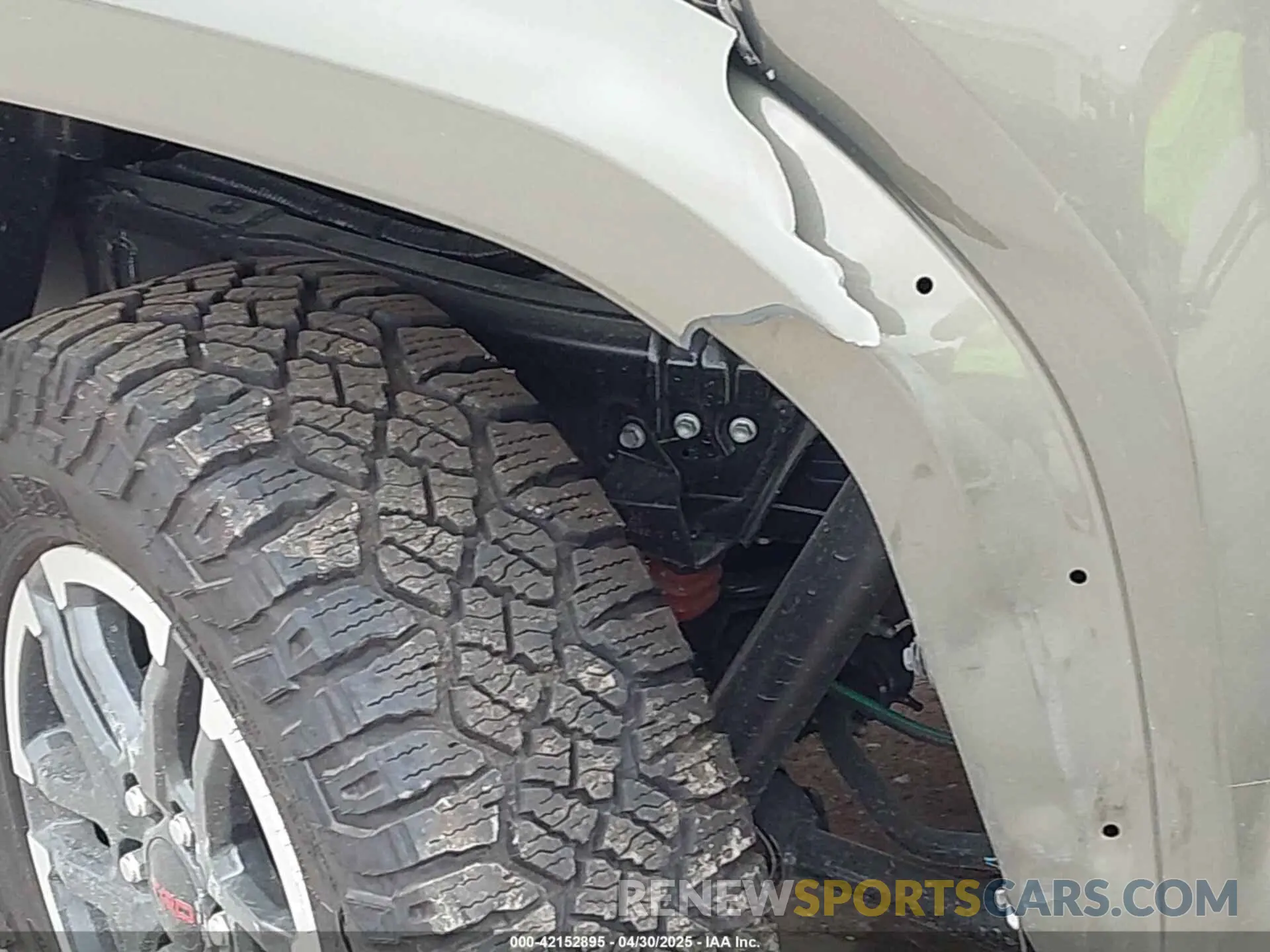 6 fotografías del automóvil dañado 3TMLB5JNXSM107636 TOYOTA TACOMA 2025