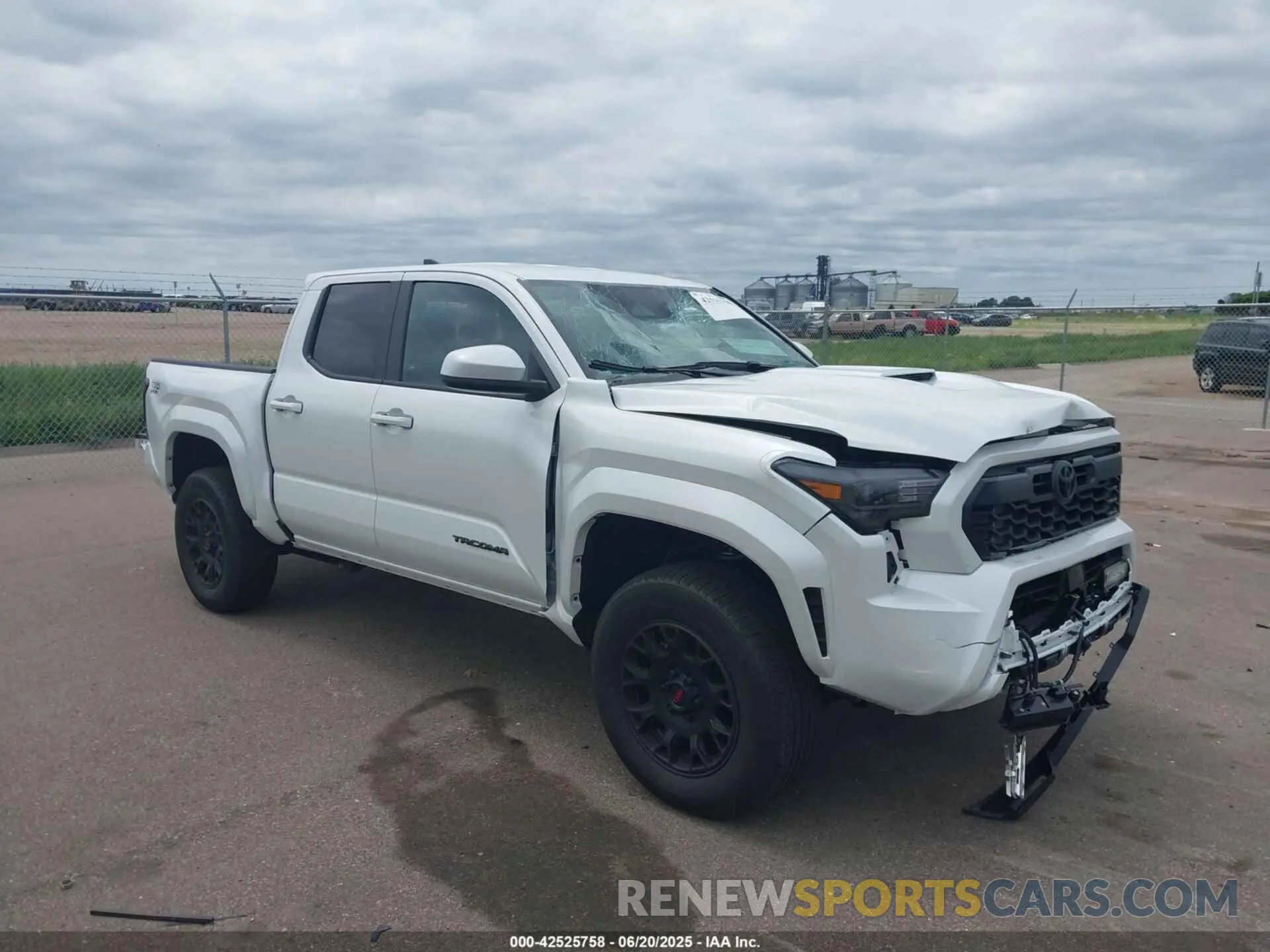 1 fotografías del automóvil dañado 3TYLB5JN4ST063931 TOYOTA TACOMA 2025