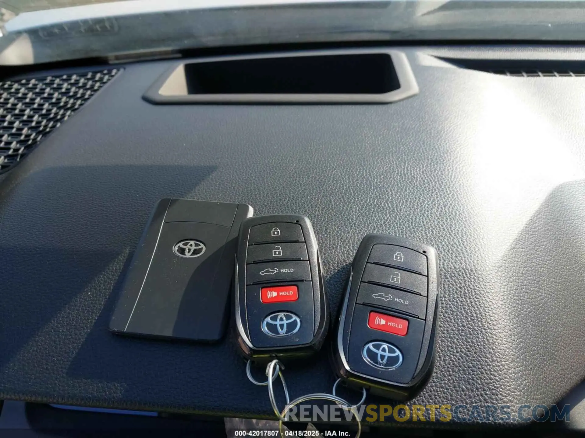11 fotografías del automóvil dañado 3TYLB5JN7ST065169 TOYOTA TACOMA 2025
