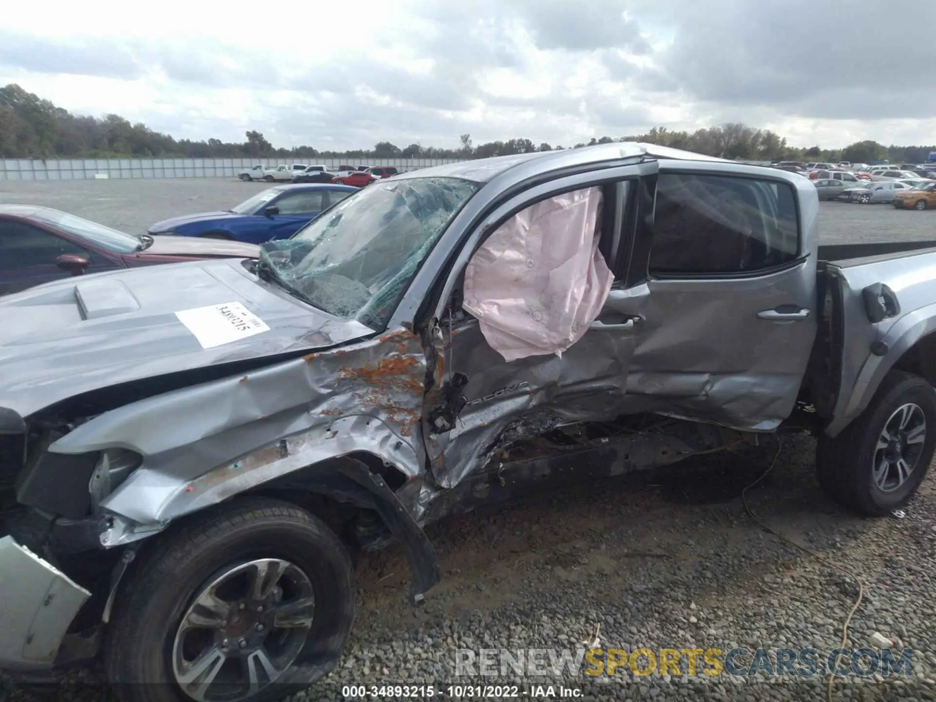 6 fotografías del automóvil dañado 3TMAZ5CN8KM095938 TOYOTA TACOMA 2WD 2019