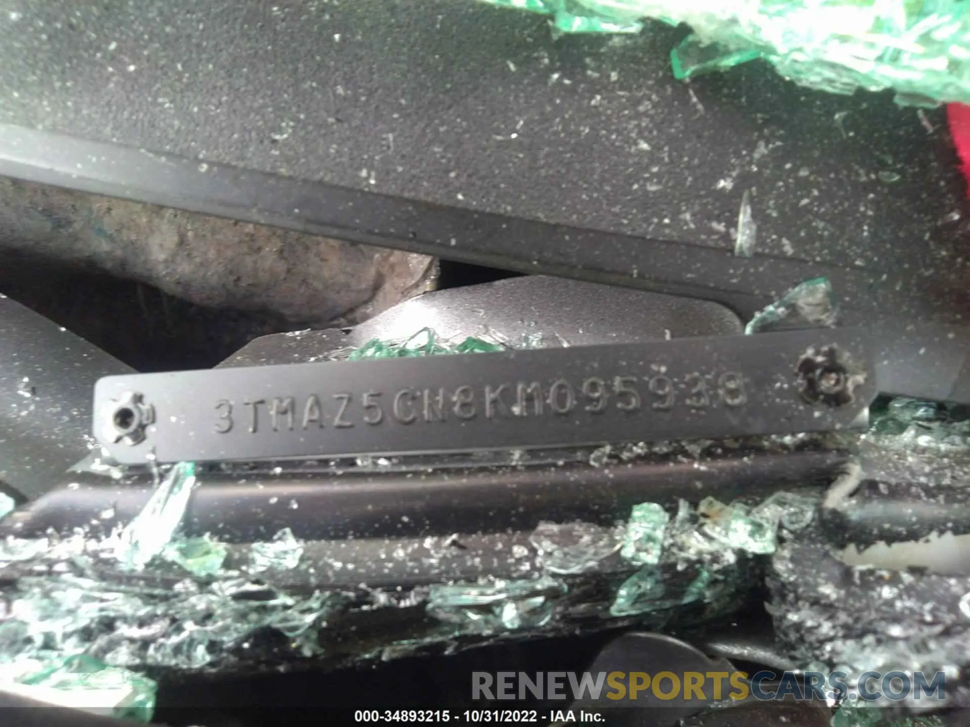 9 fotografías del automóvil dañado 3TMAZ5CN8KM095938 TOYOTA TACOMA 2WD 2019