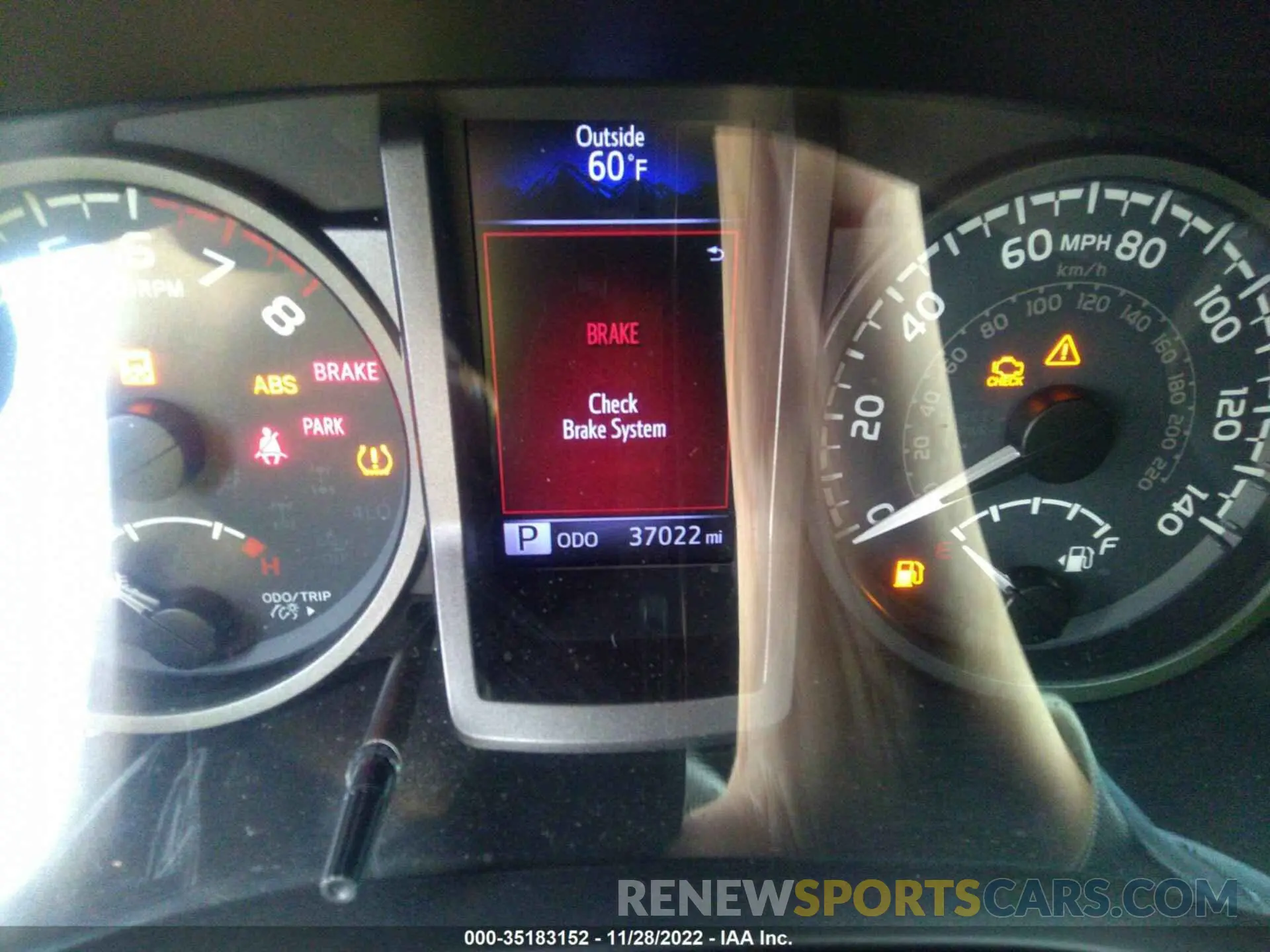 7 fotografías del automóvil dañado 3TMAZ5CN9KM084494 TOYOTA TACOMA 2WD 2019