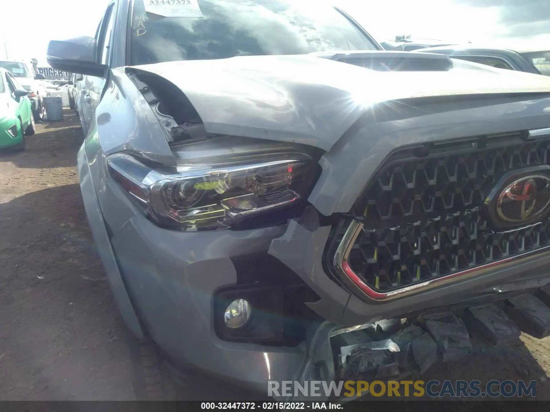 6 fotografías del automóvil dañado 3TMAZ5CNXKM080812 TOYOTA TACOMA 2WD 2019