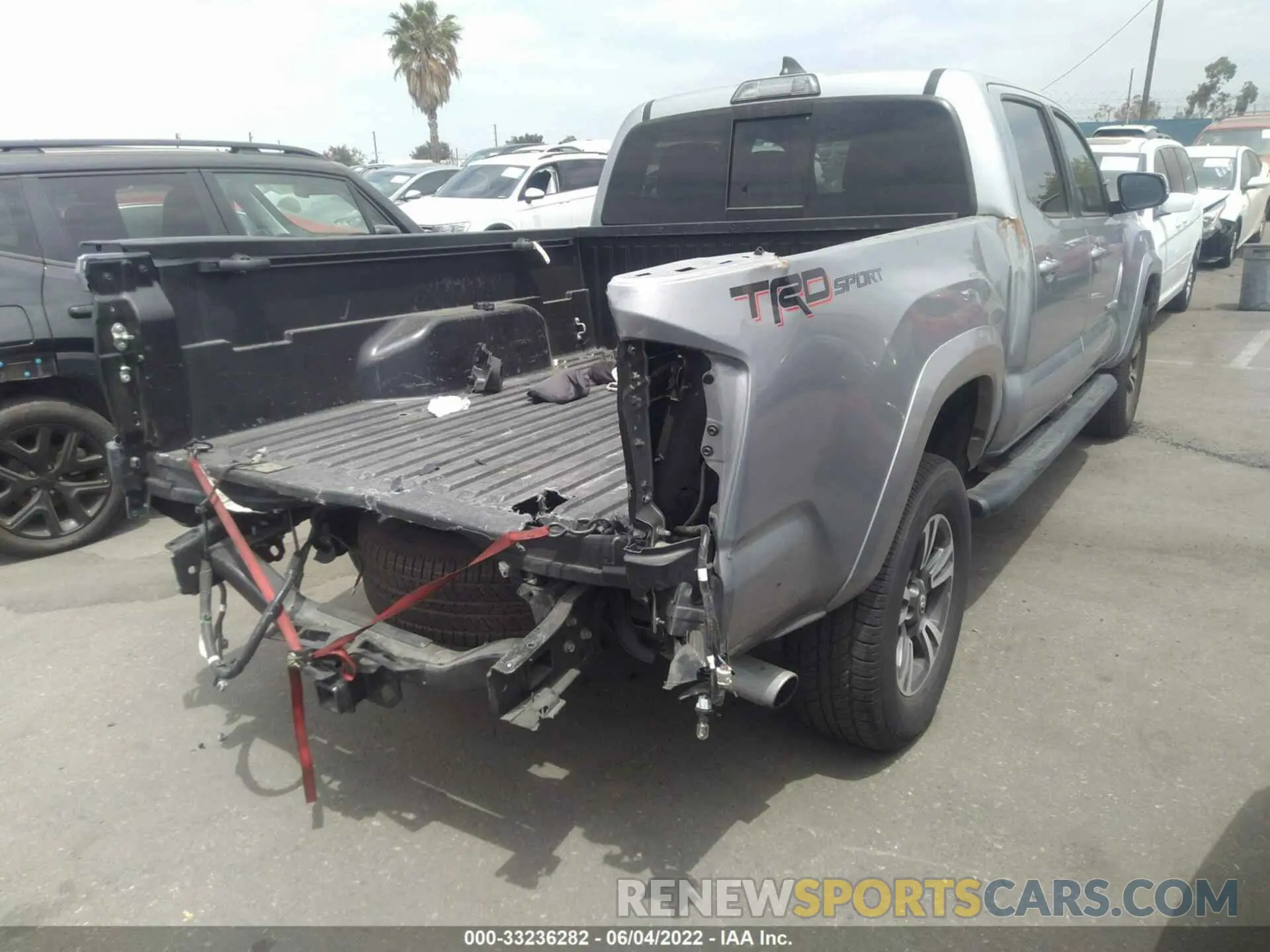 4 fotografías del automóvil dañado 3TMBZ5DN1KM023157 TOYOTA TACOMA 2WD 2019