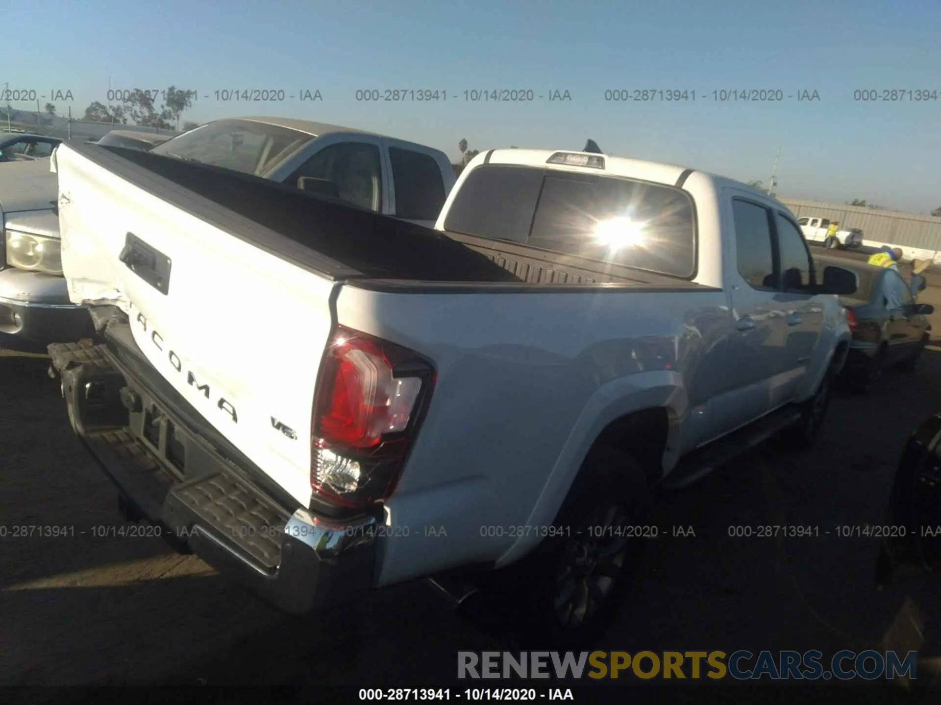 4 fotografías del automóvil dañado 3TMBZ5DN5KM020973 TOYOTA TACOMA 2WD 2019
