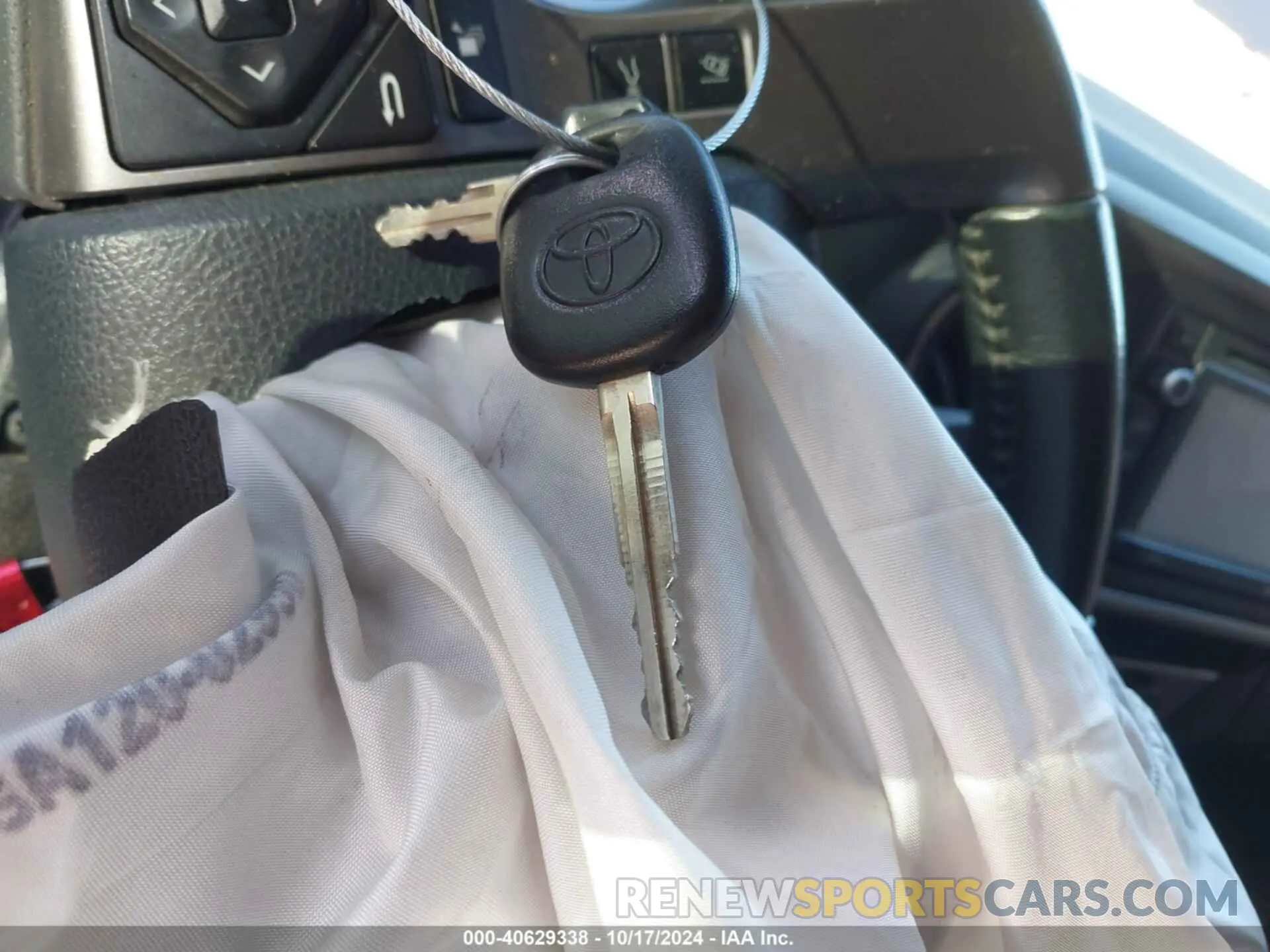 11 fotografías del automóvil dañado 3TMBZ5DNXKM021360 TOYOTA TACOMA 2WD 2019