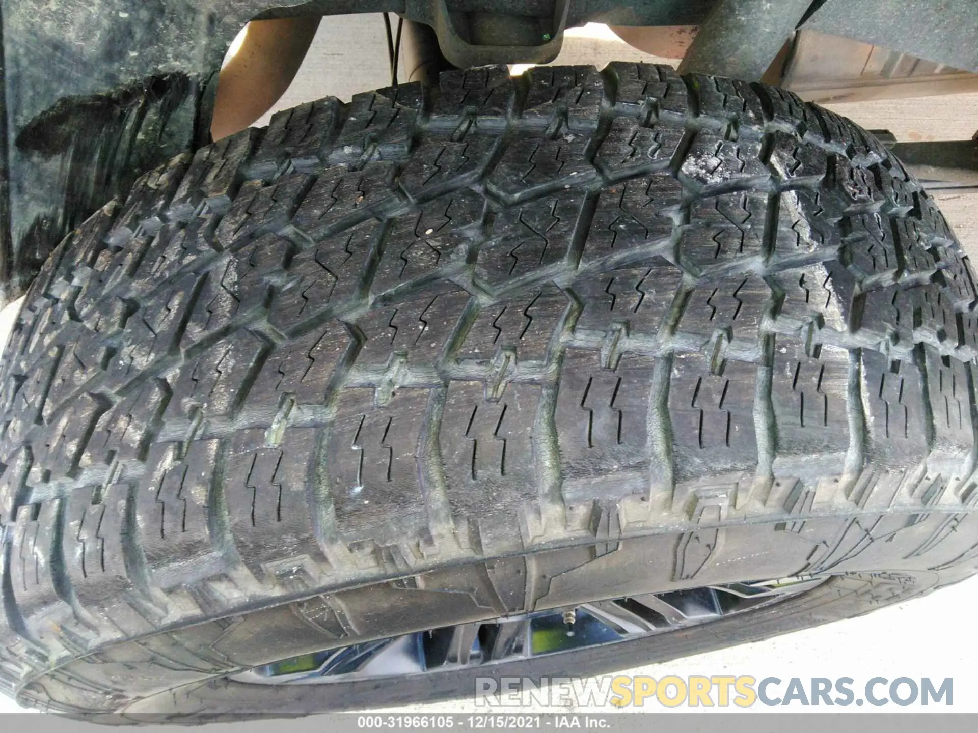 15 fotografías del automóvil dañado 5TFAX5GN0KX157228 TOYOTA TACOMA 2WD 2019