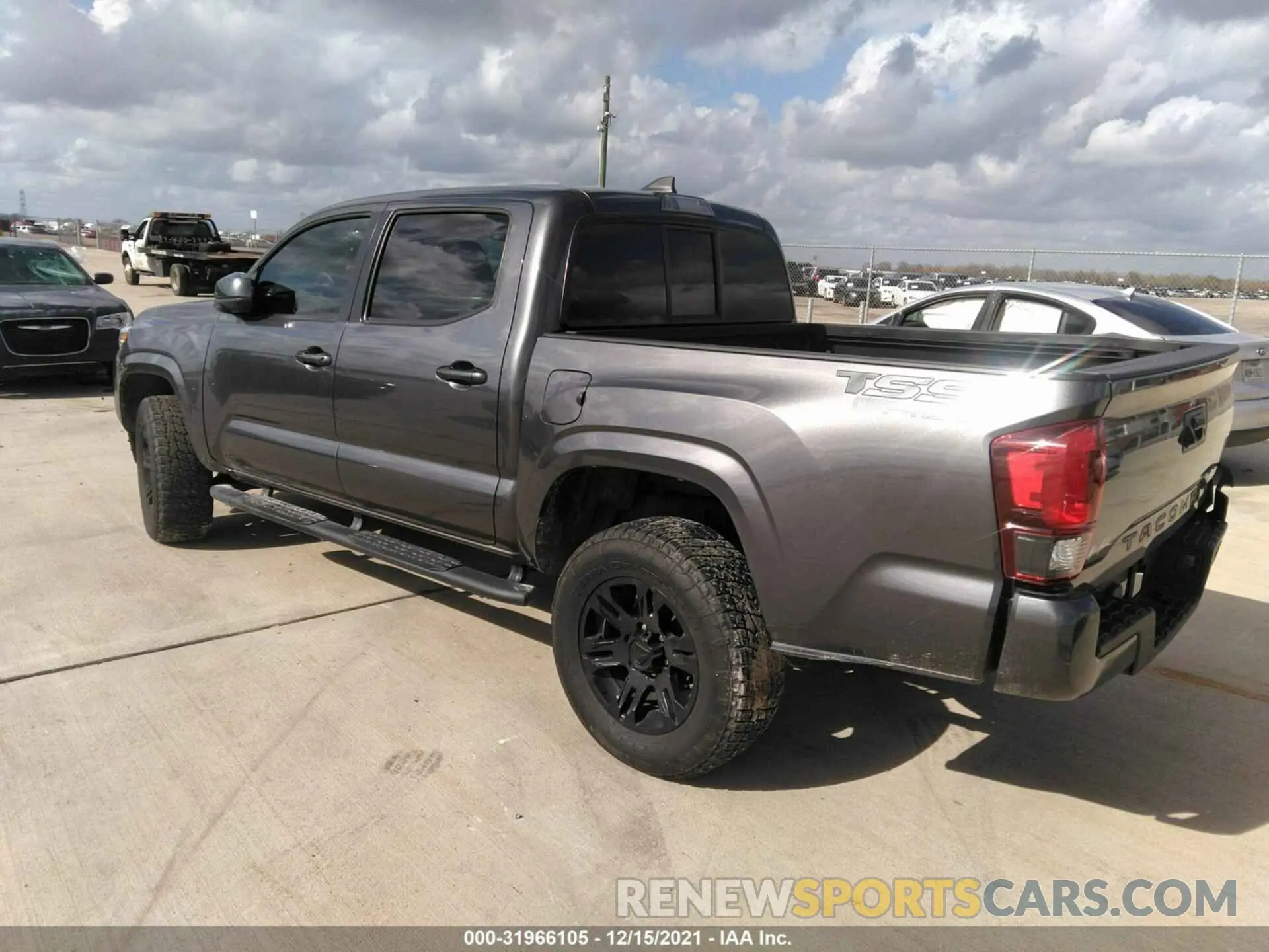 3 fotografías del automóvil dañado 5TFAX5GN0KX157228 TOYOTA TACOMA 2WD 2019